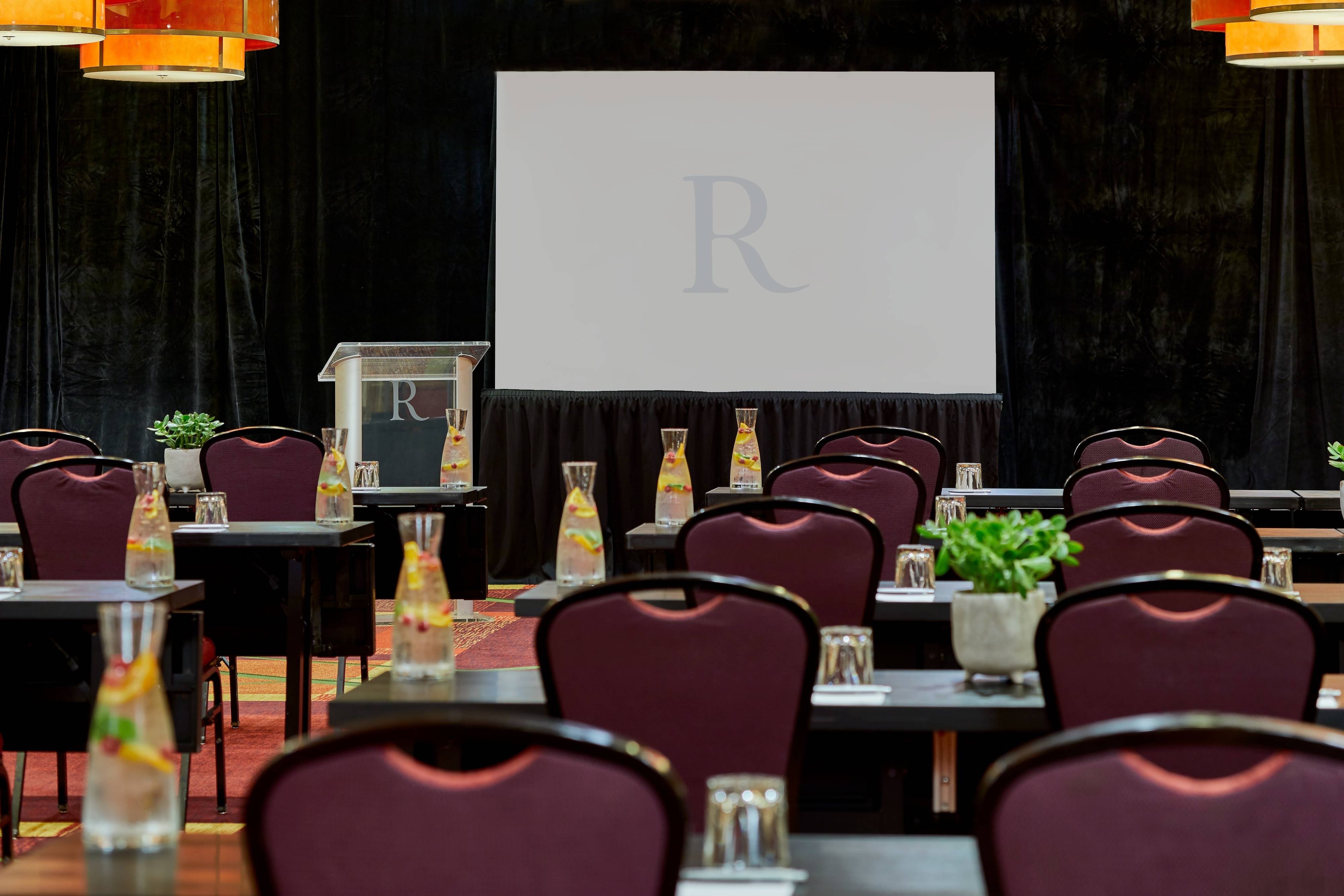 Renaissance Charlotte SouthPark Hotel by null