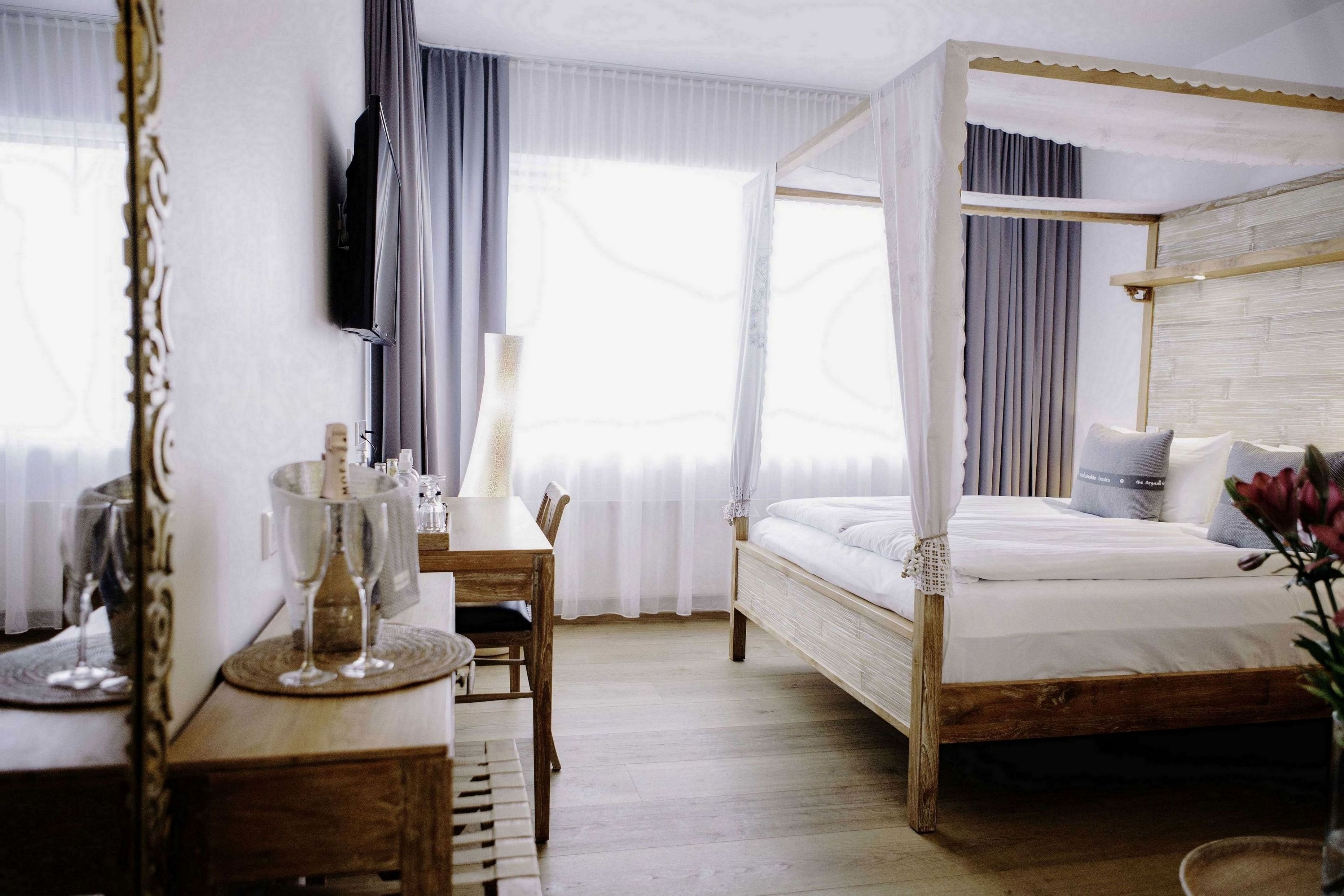 Eyja Guldsmeden Hotel by null