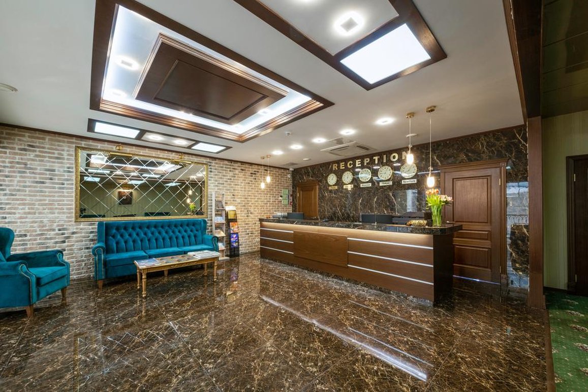 Grand Hotel Belorusskaya by null