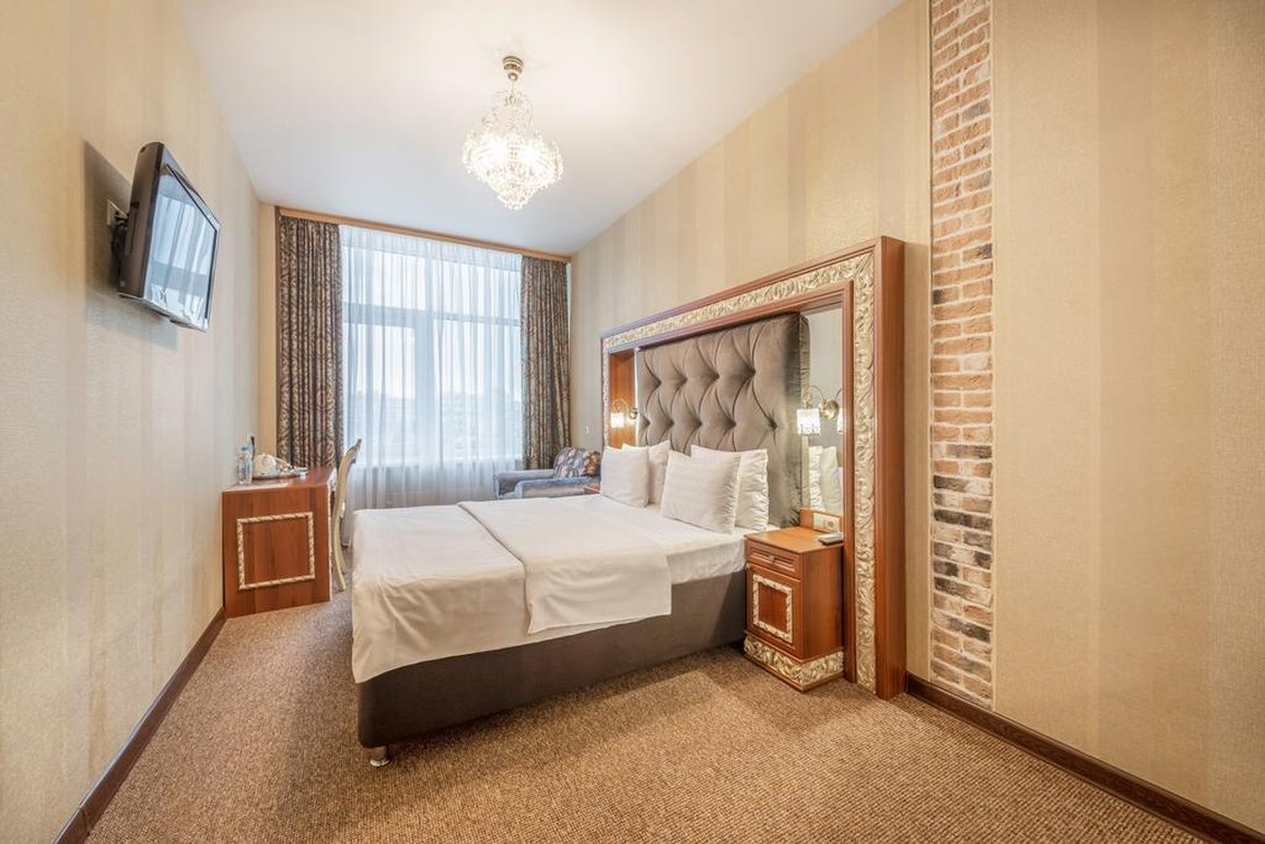 Grand Hotel Belorusskaya by null