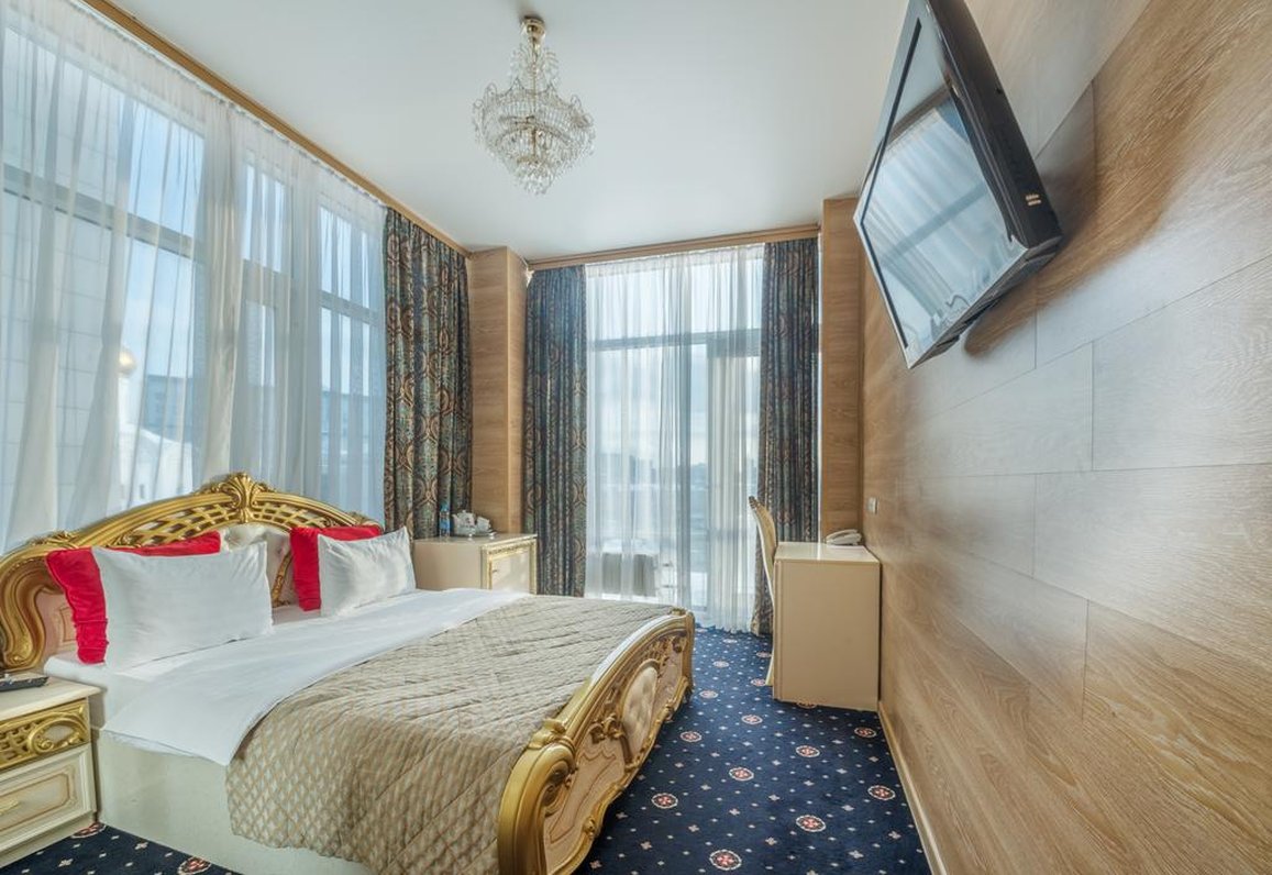Grand Hotel Belorusskaya by null