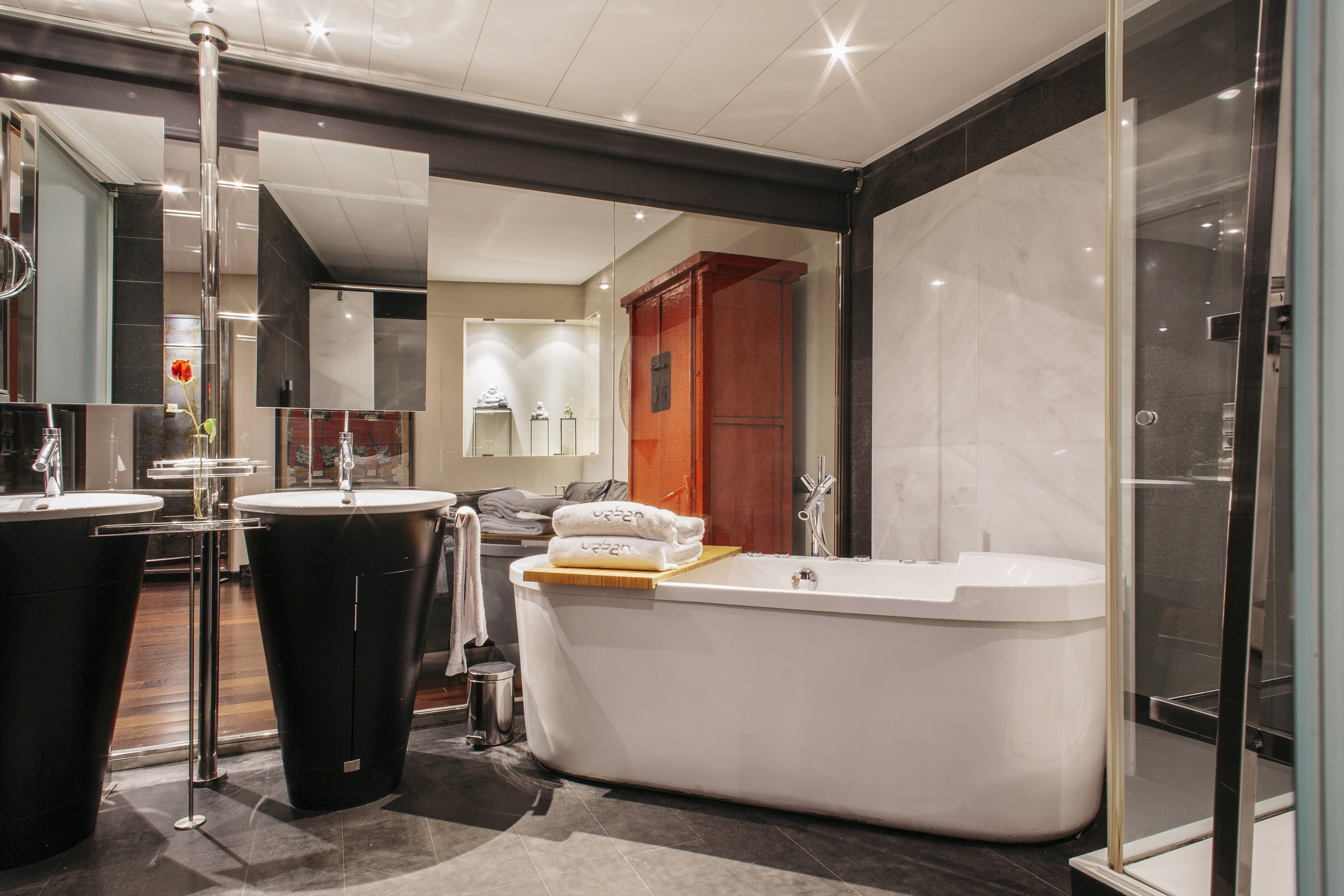 Hotel Urban by null