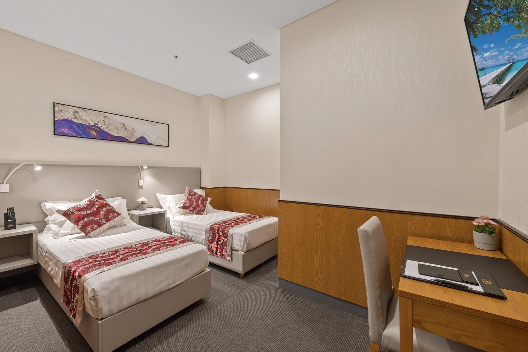 YEHS Hotel Sydney QVB
