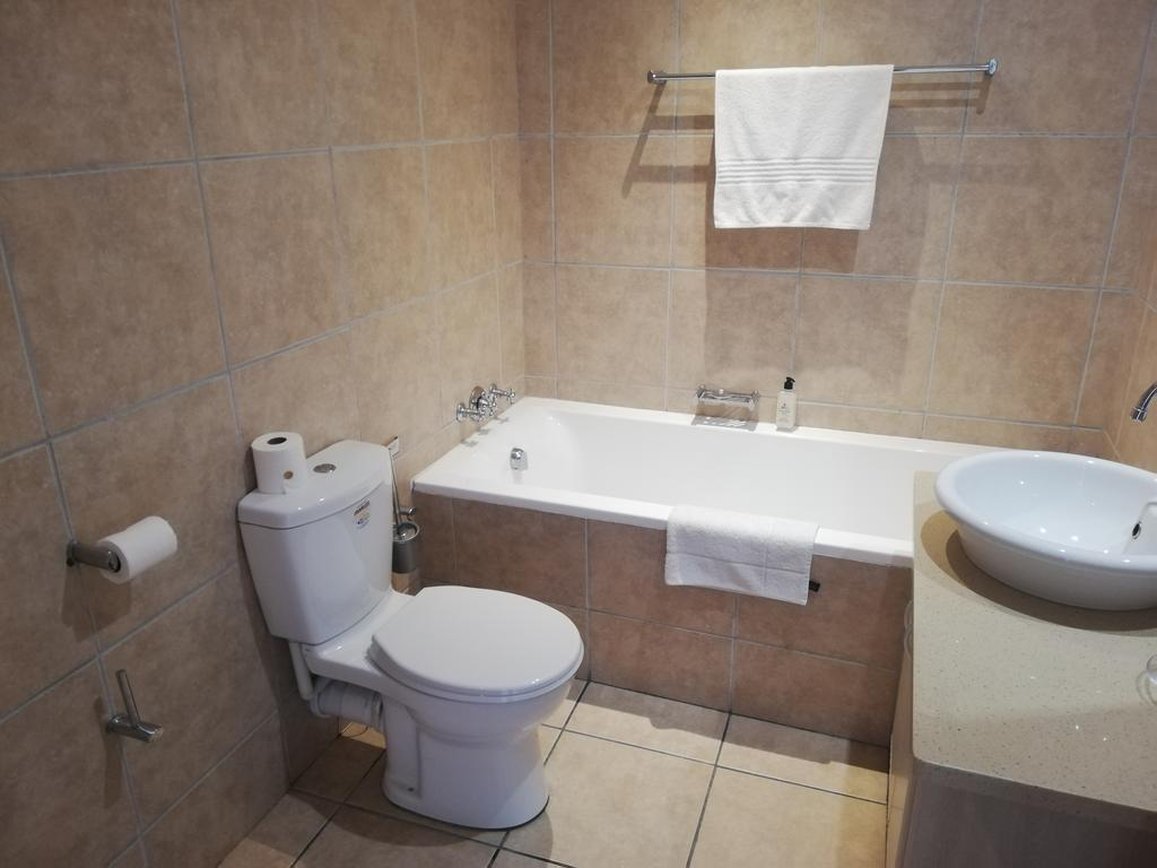 Point Village Hotel by null