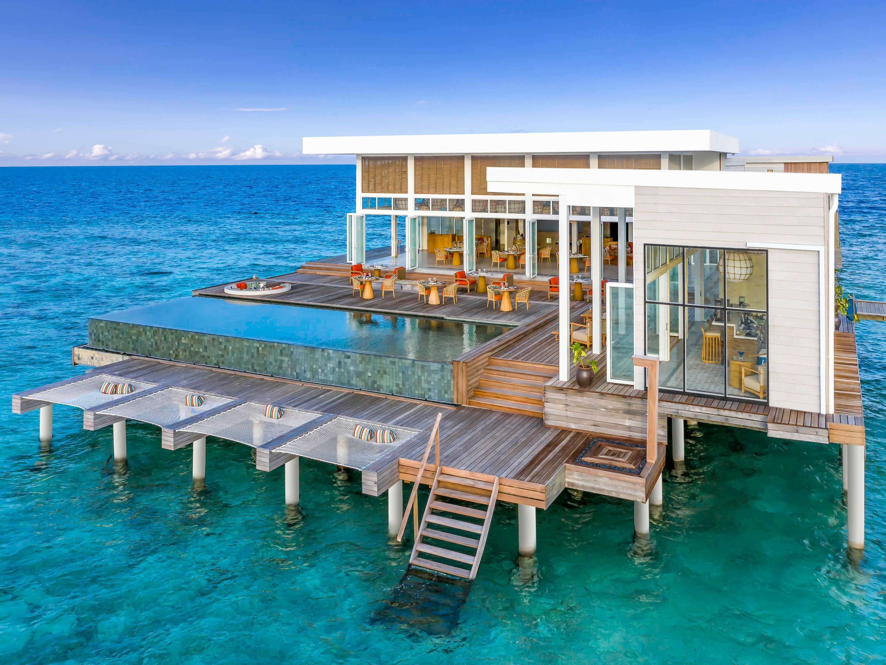 Raffles Maldives Meradhoo Resort by null
