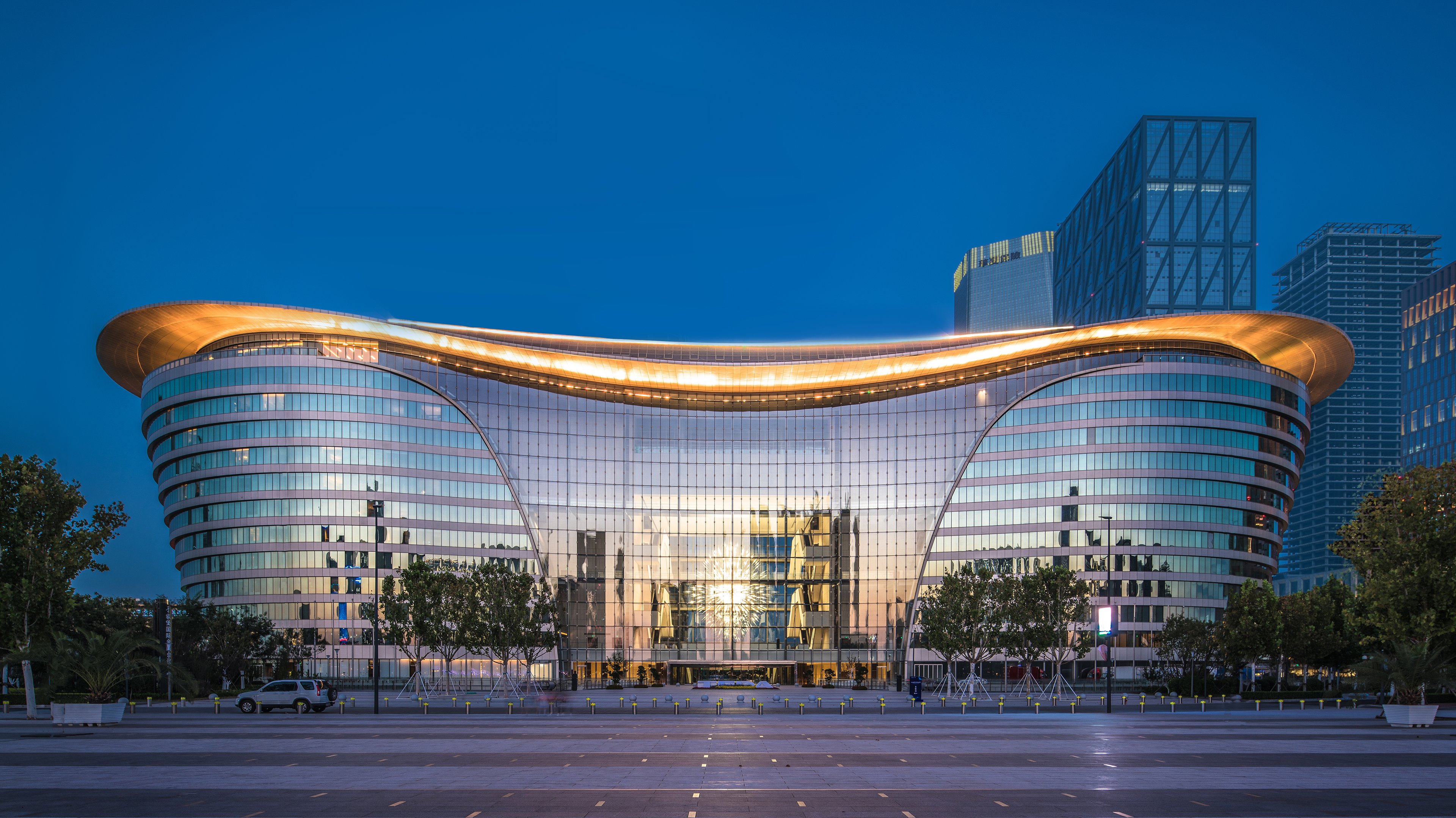 InterContinental TIANJIN YUJIAPU HOTEL & RESIDENCES image