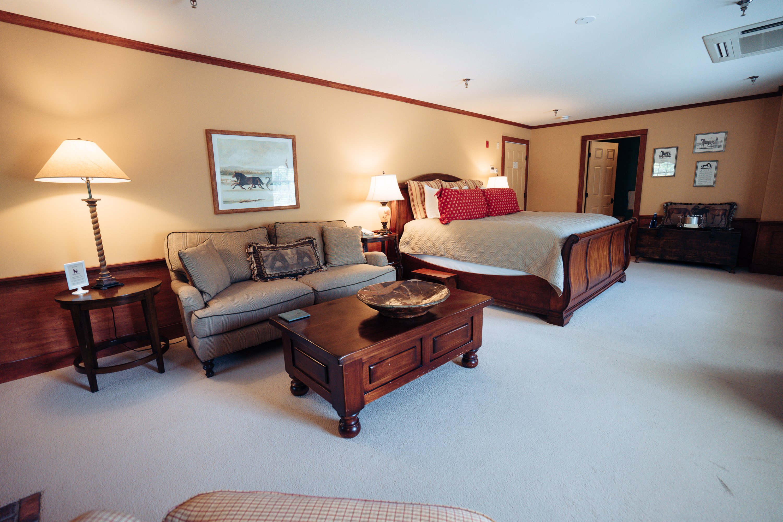 The Reluctant Panther Inn & Restaurant by null