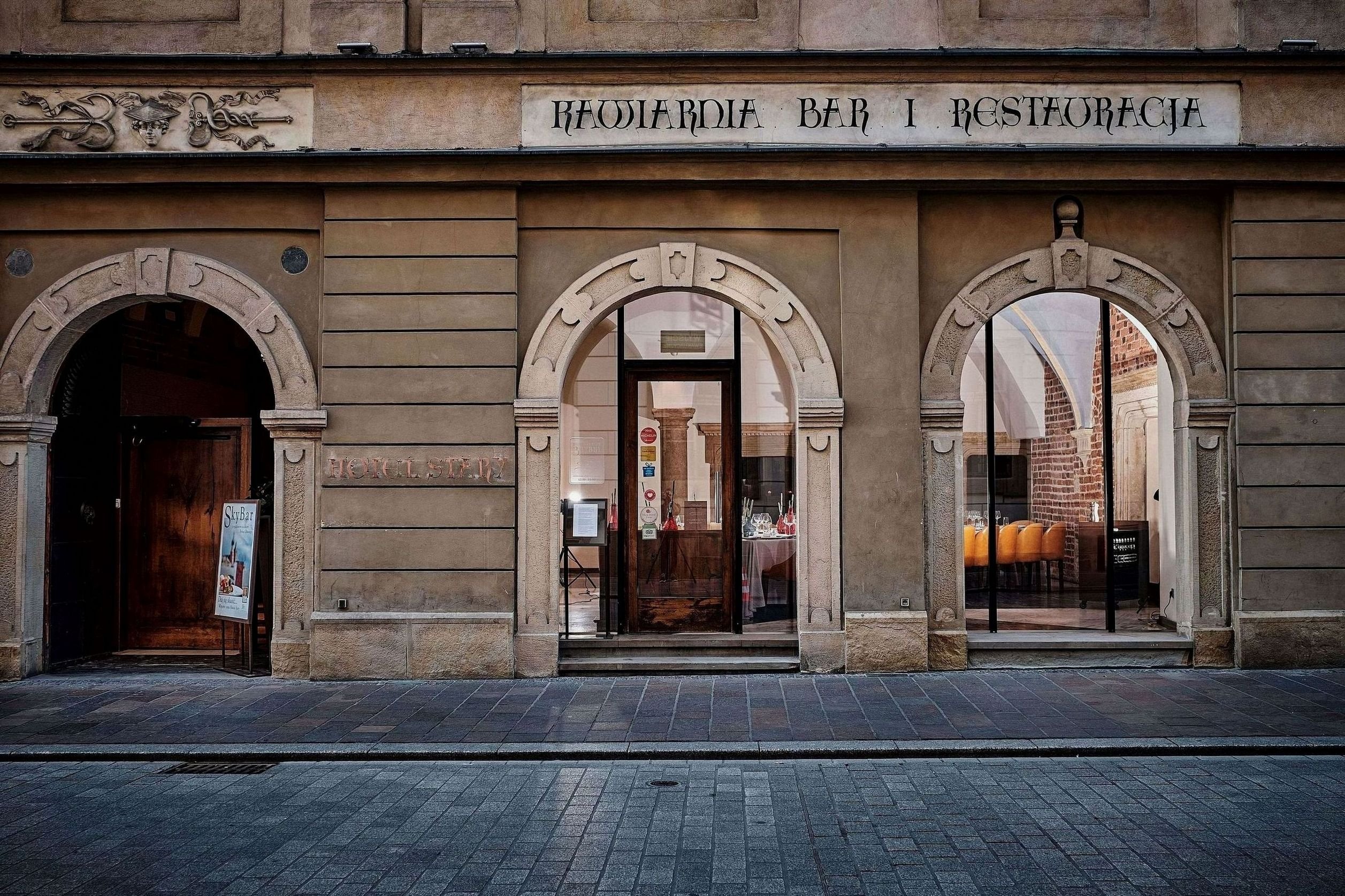 Hotel Stary by null