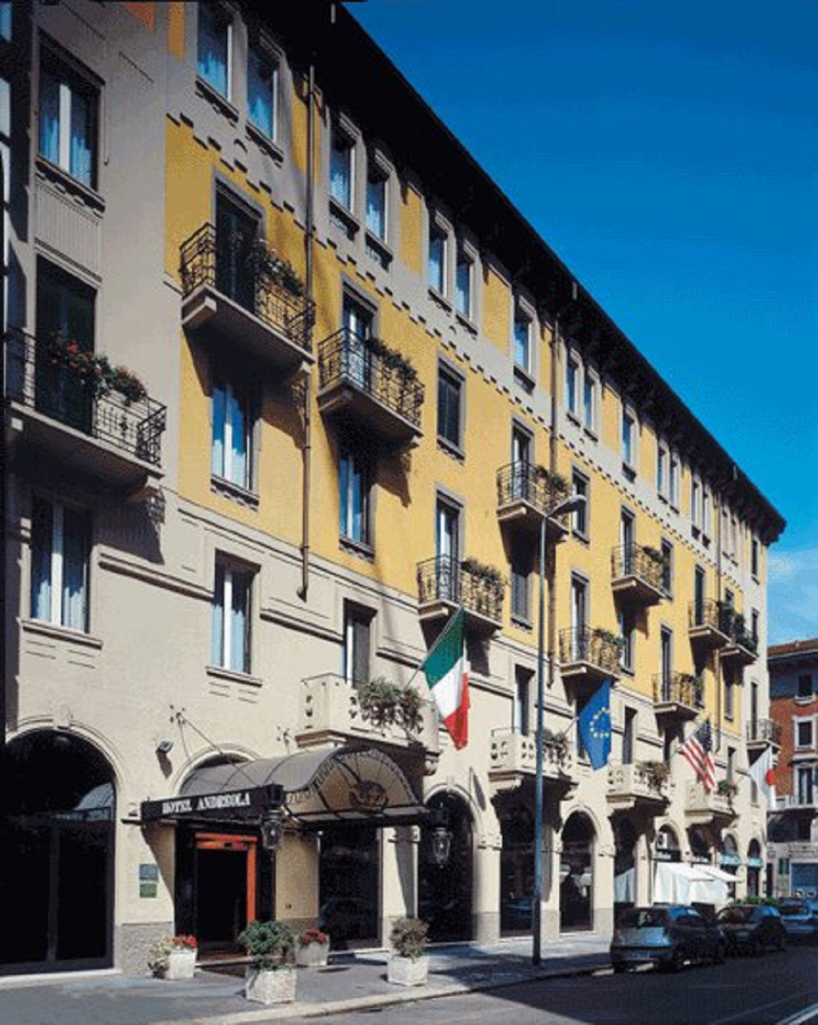 Hotel Andreola Central image