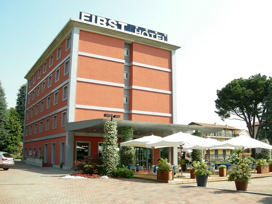 First Hotel Milano Malpensa Airport image