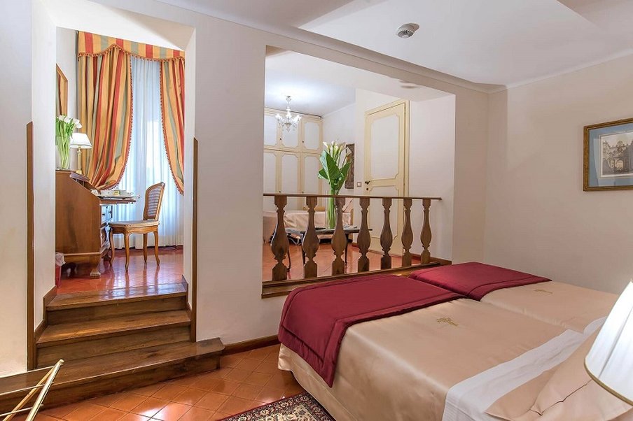 Hotel Forum by null