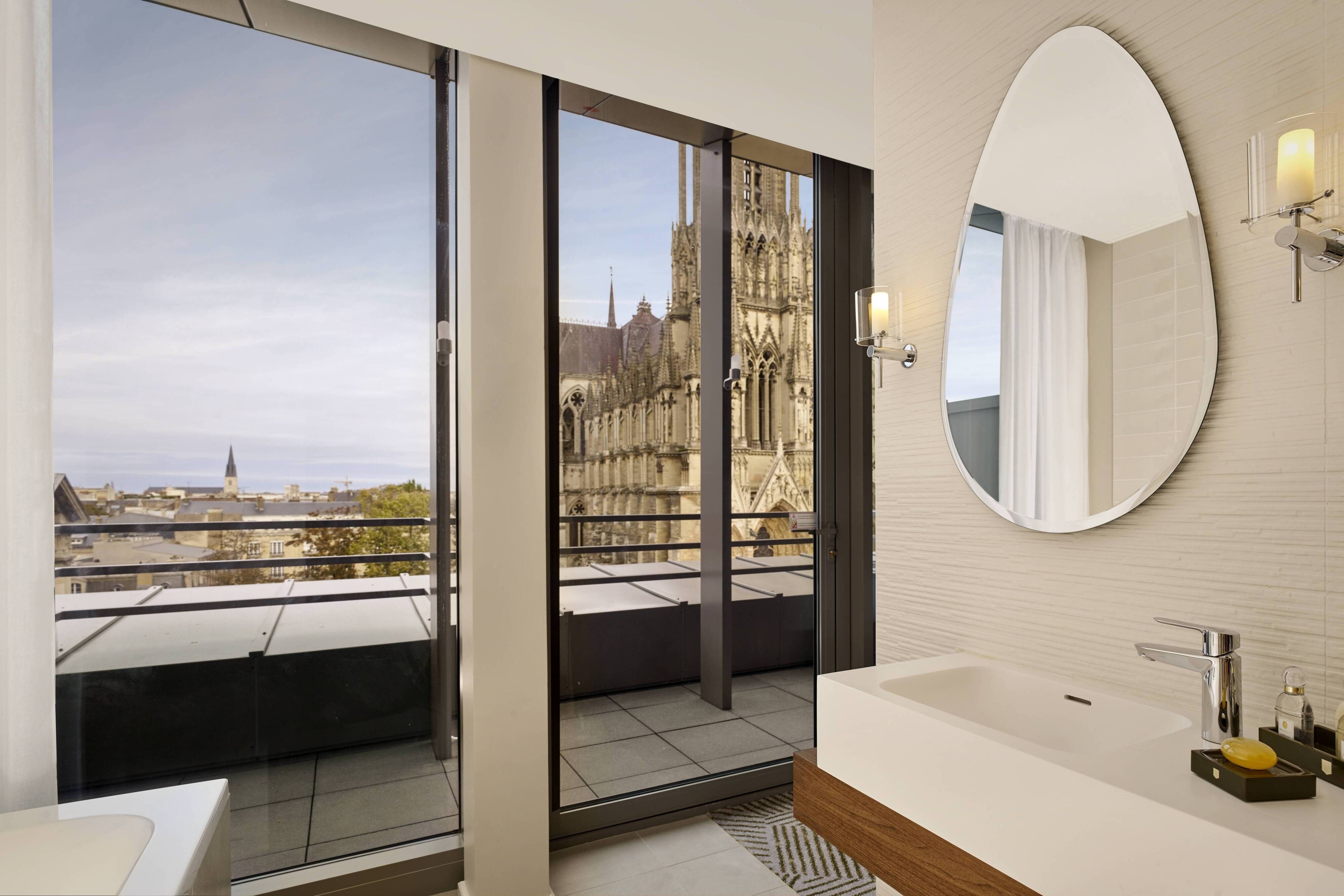 La Caserne Chanzy Hôtel & Spa by null