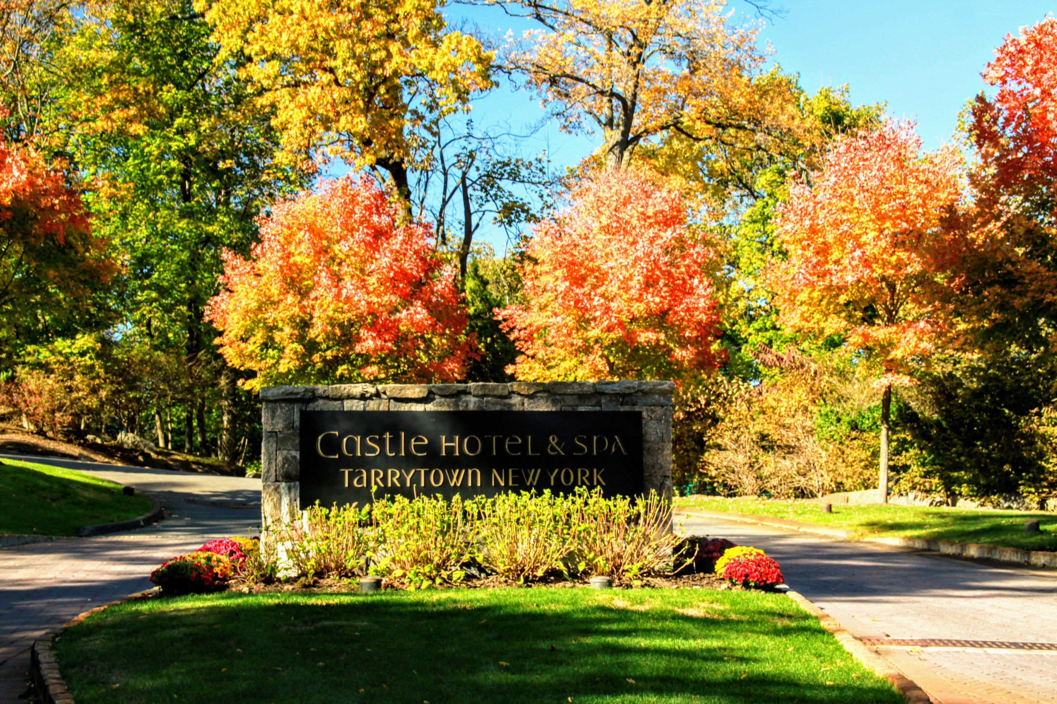 Castle Hotel & Spa - Luxury Hotel near NYC by null