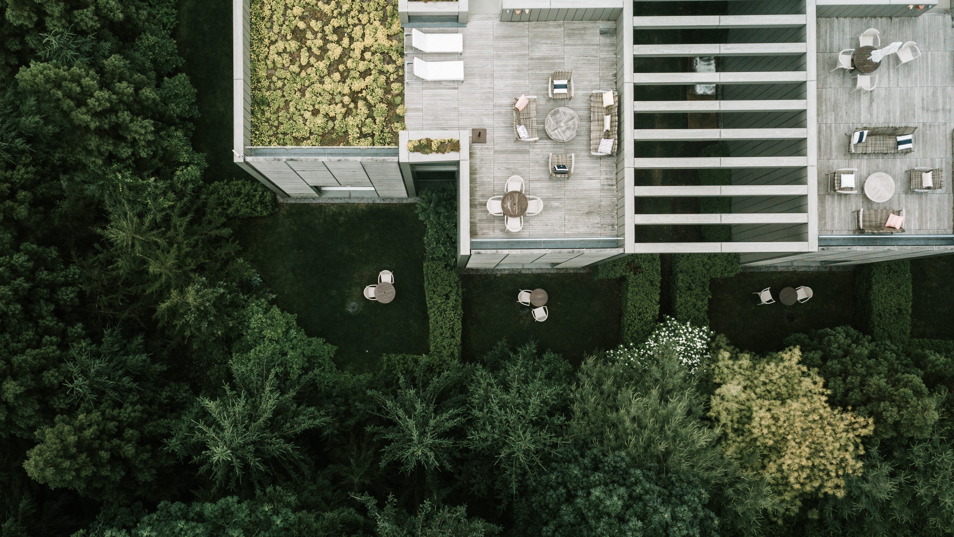 Topping Rose House by null