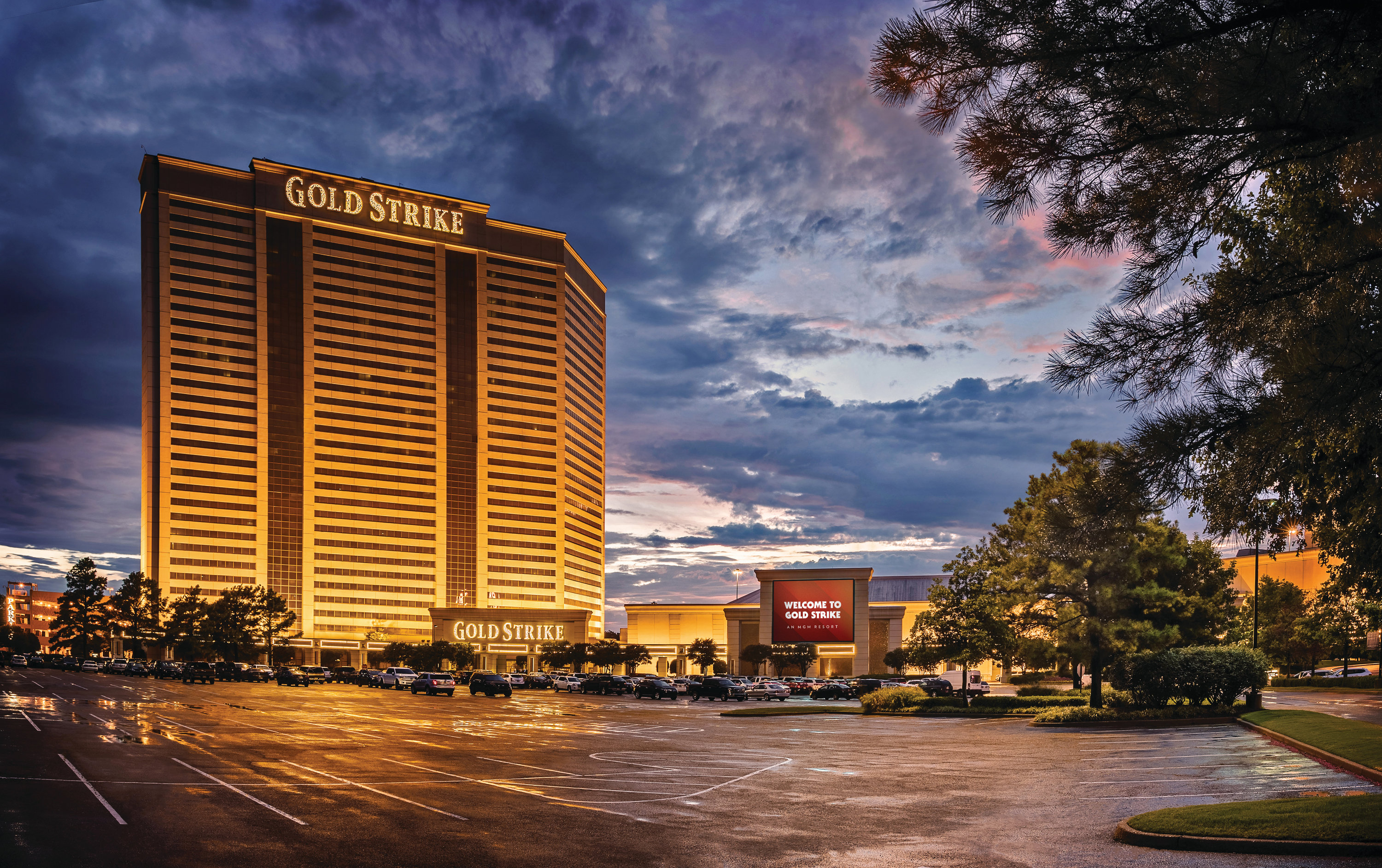 Gold Strike Casino Resort image