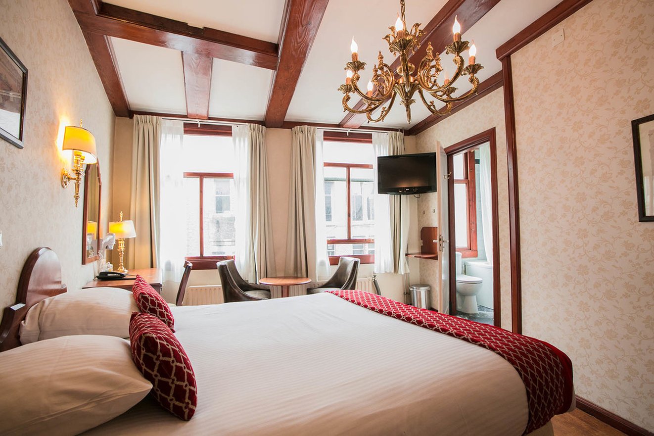 Hotel Atlanta by null