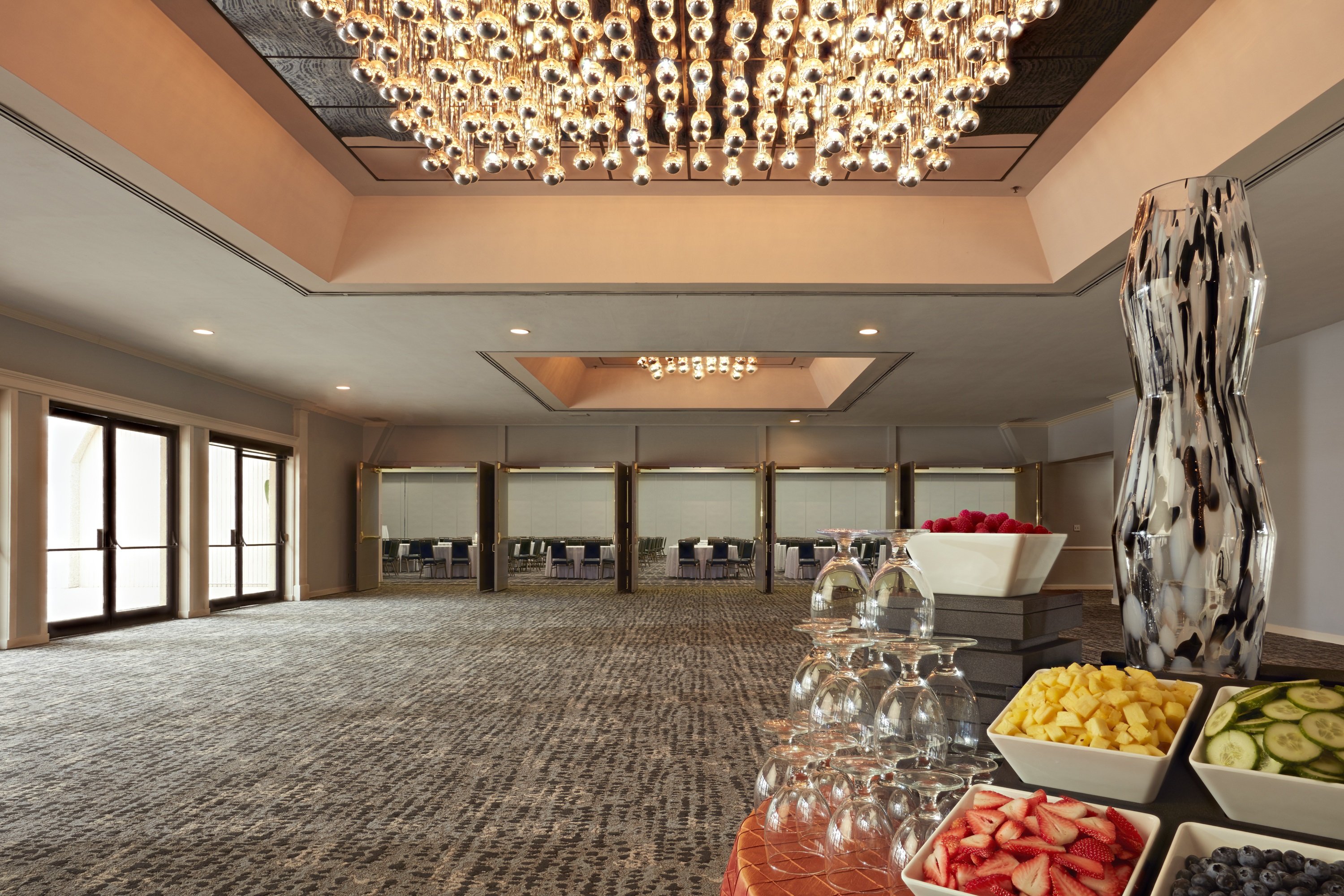 Town and Country Resort by null