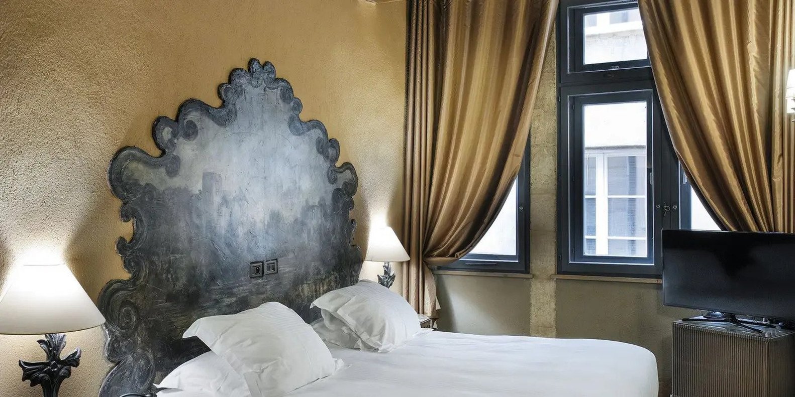 Cour des Loges Lyon, A Radisson Collection Hotel by null