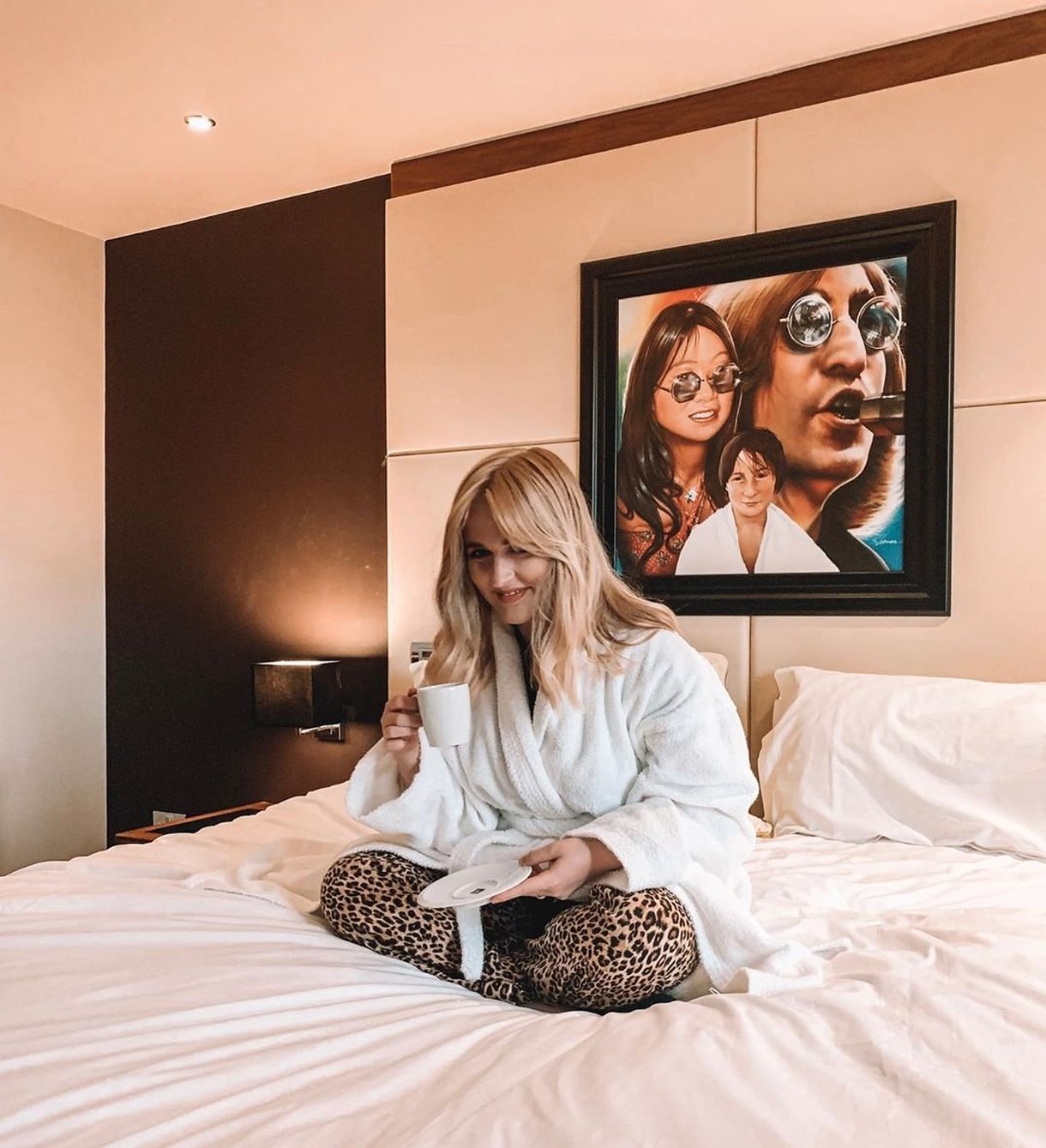 Hard Days Night Hotel by null