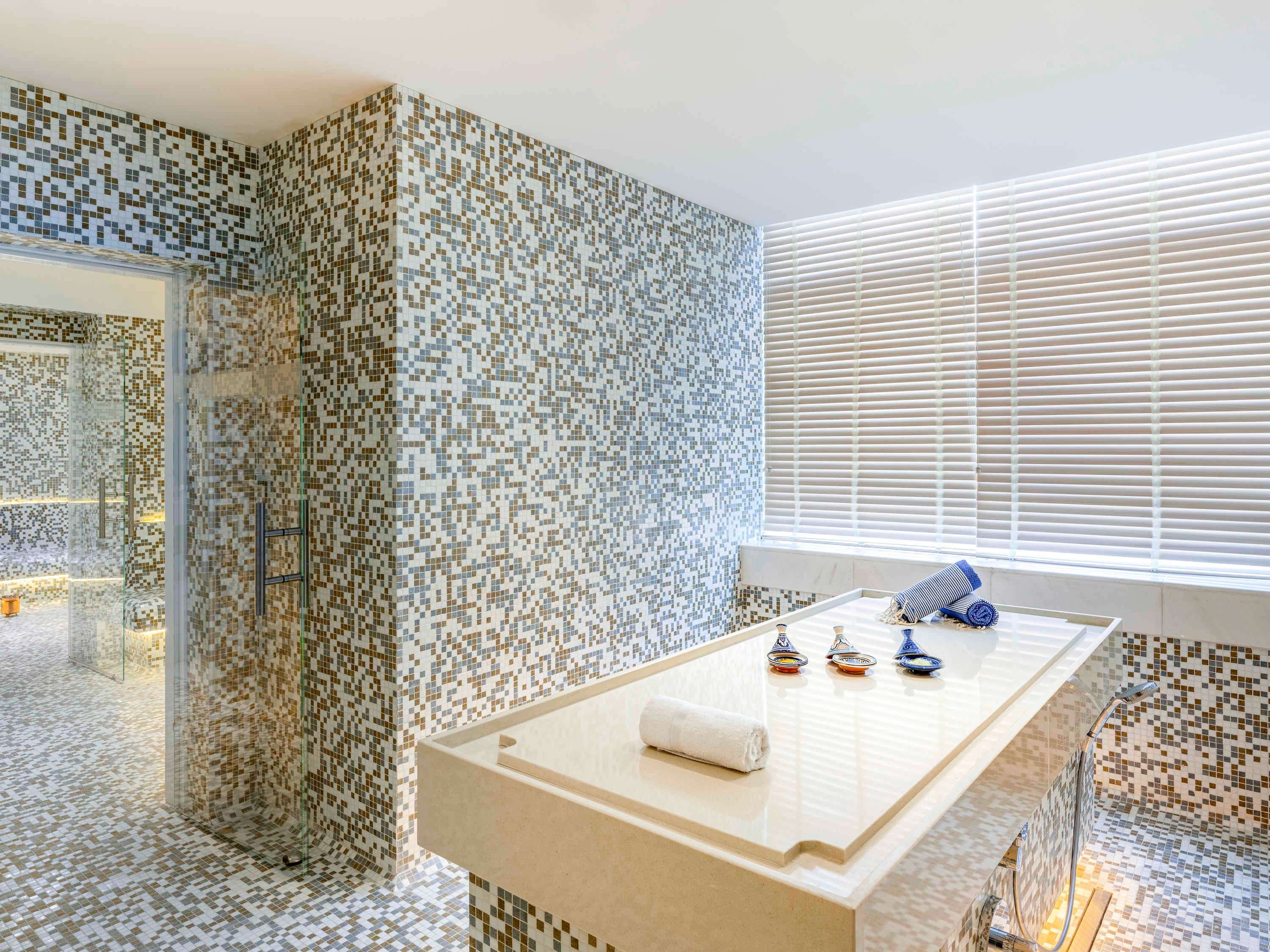 Pullman Doha West Bay by null