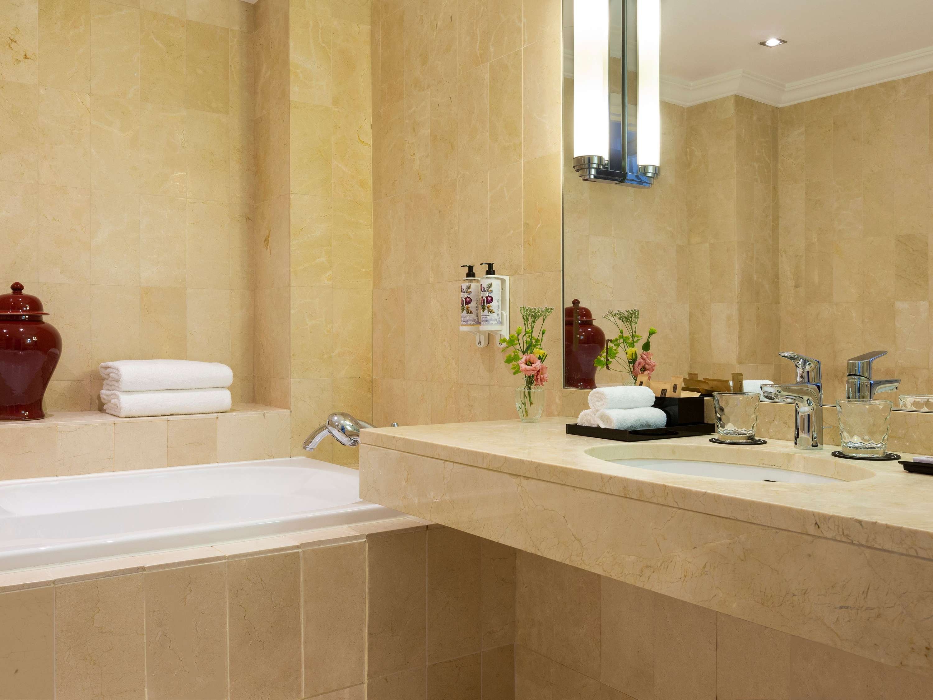Le Royal Hotel Lyon - MGallery Collection by null