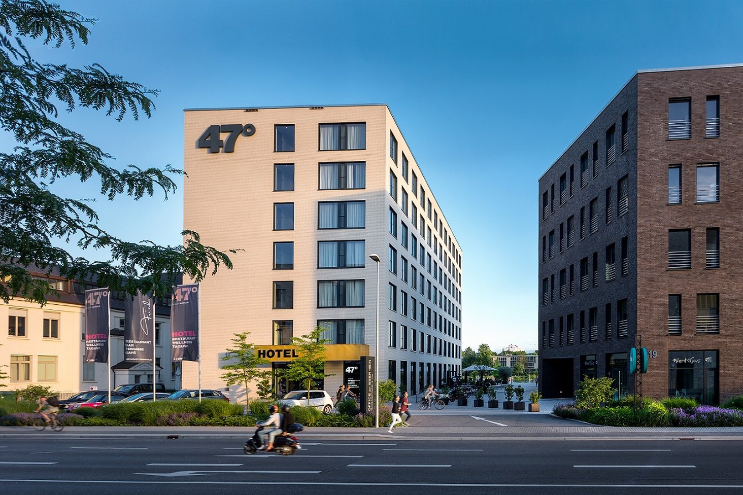 HOTEL 47° by null