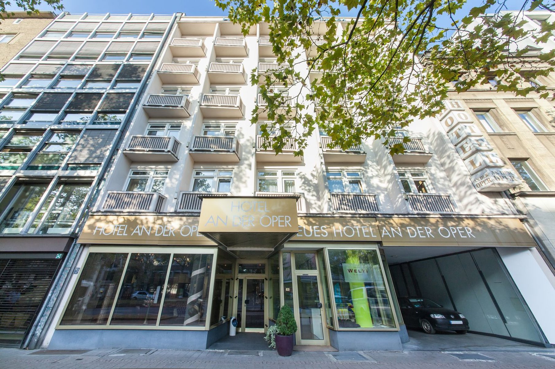 Hotel an der Oper image