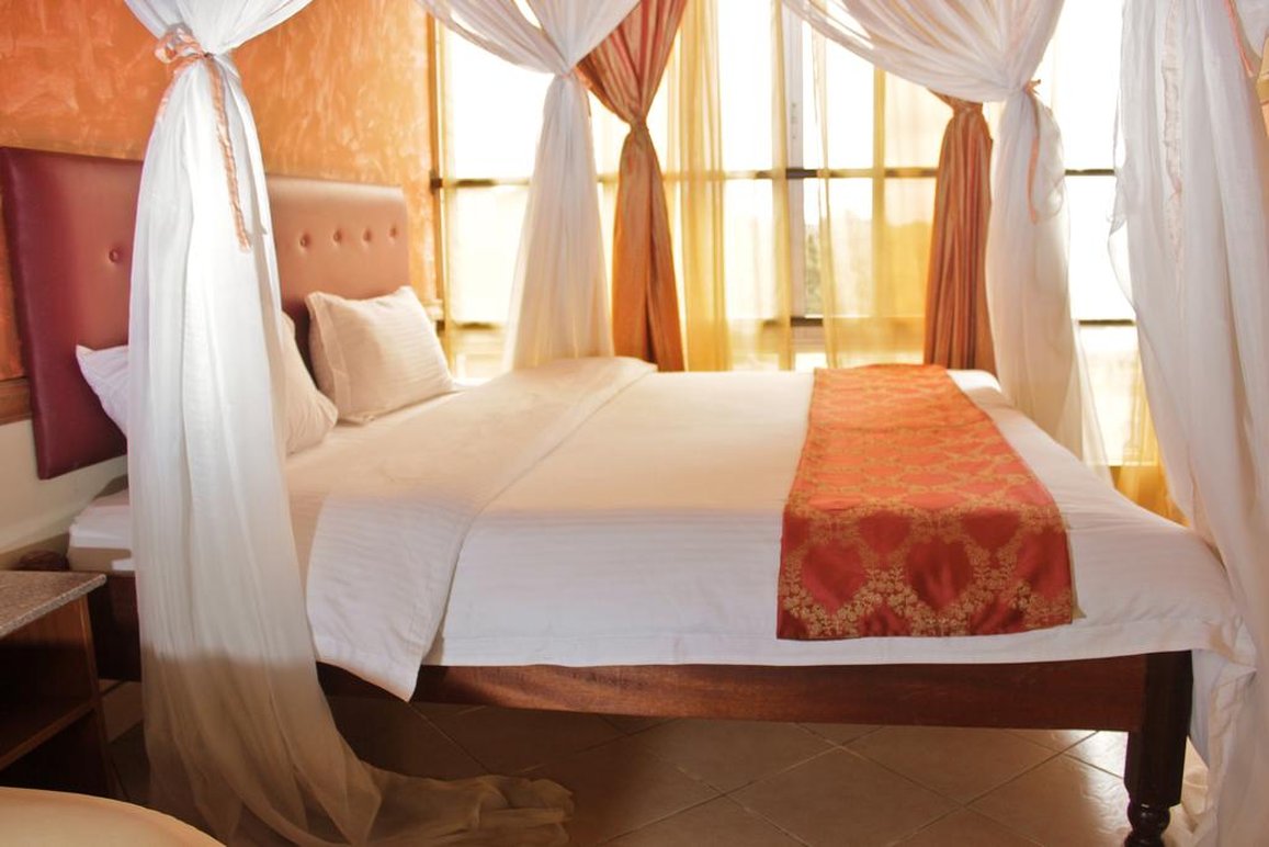 Pearl Palace Hotel