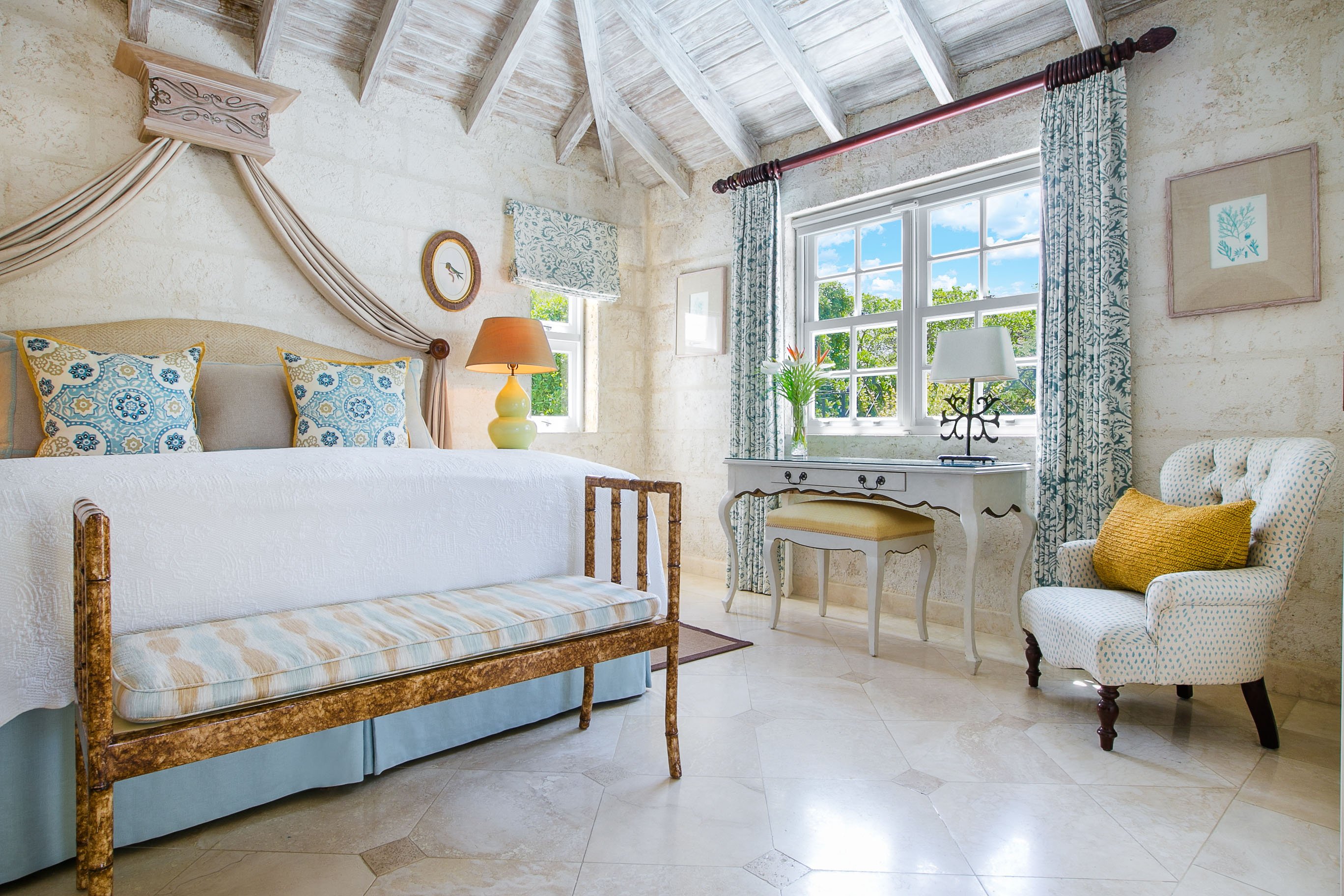 Coral Reef Club by null