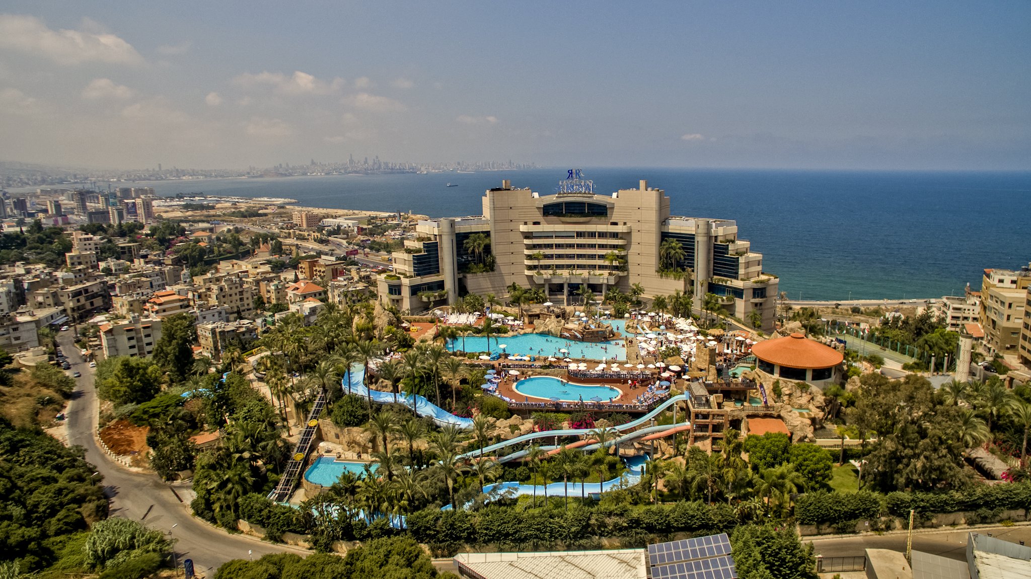Le Royal Hotel Beirut image