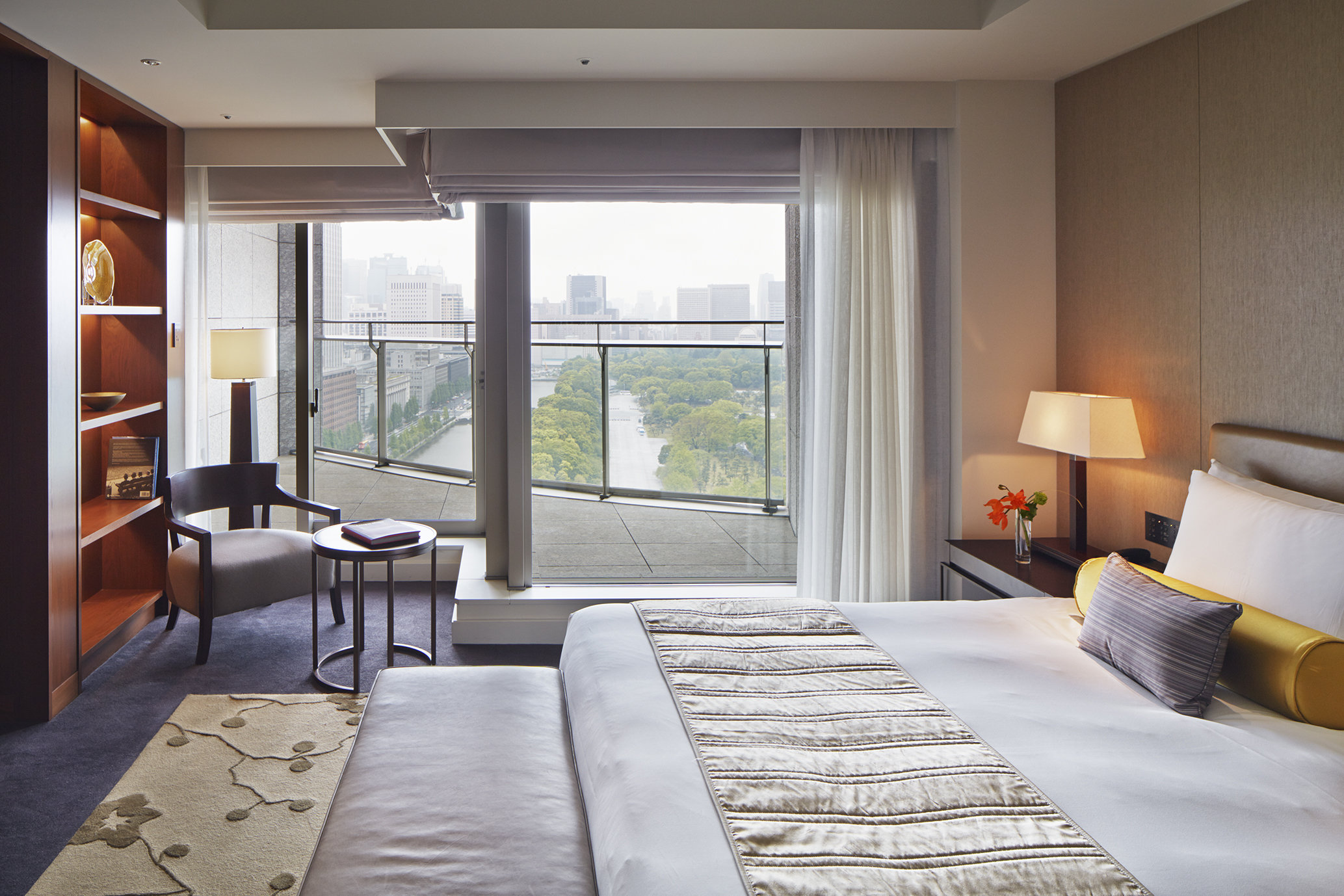 Palace Hotel Tokyo by null