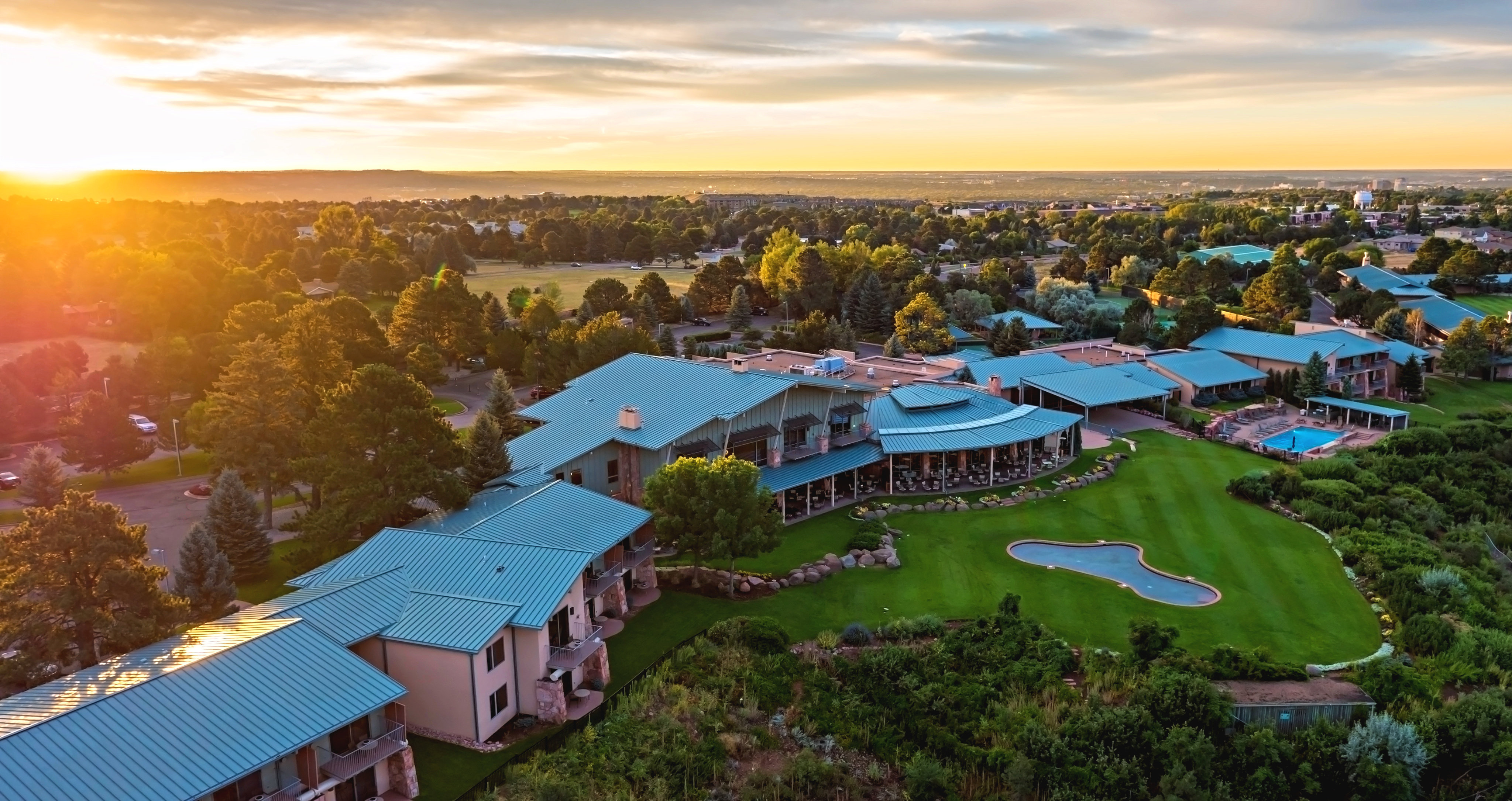 Garden of the Gods Resort by null