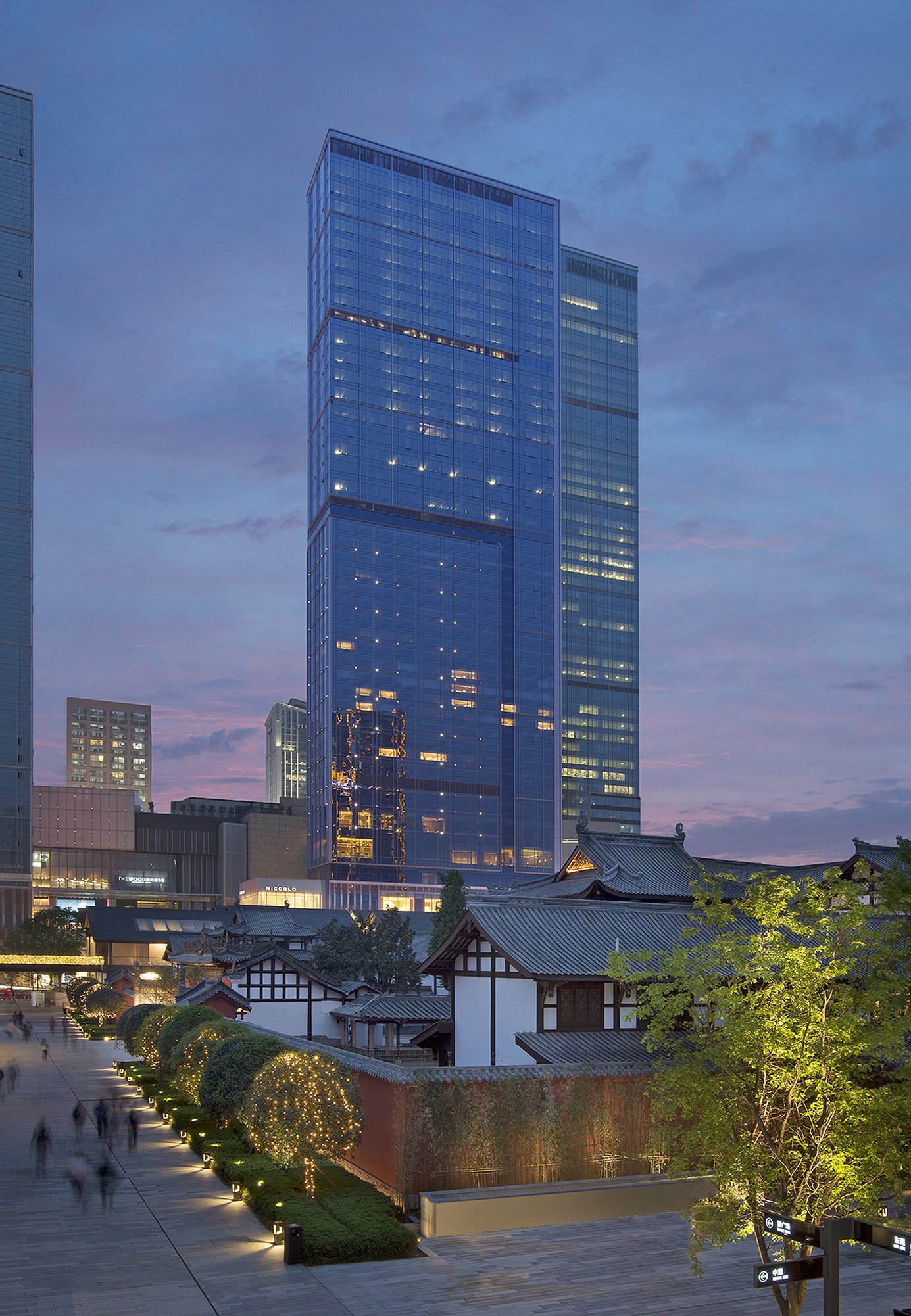 Niccolo Chengdu by null