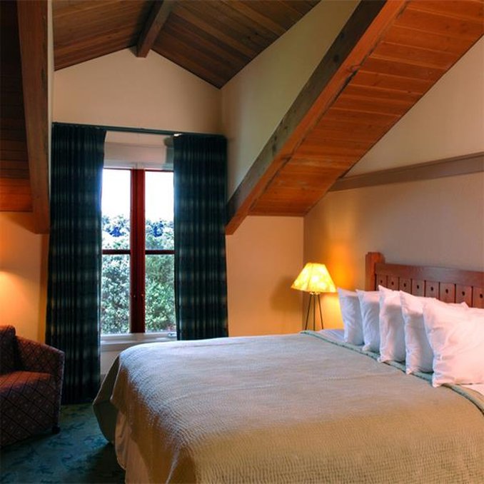 Lied Lodge at Arbor Day Farm by null