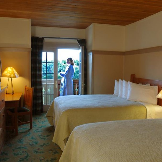 Lied Lodge at Arbor Day Farm by null