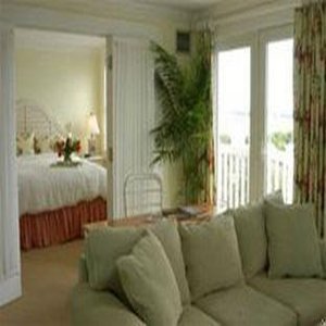 Mansion House Inn on Martha's Vineyard by null