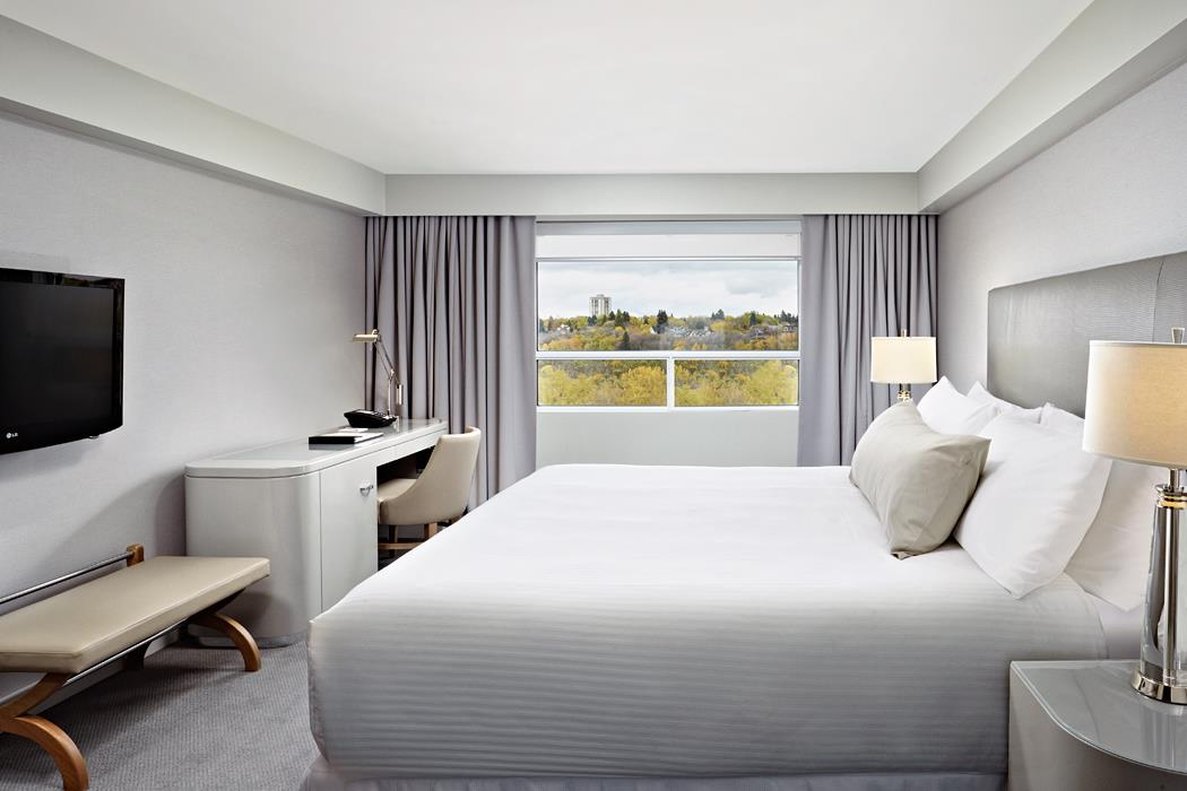 The James Hotel by null