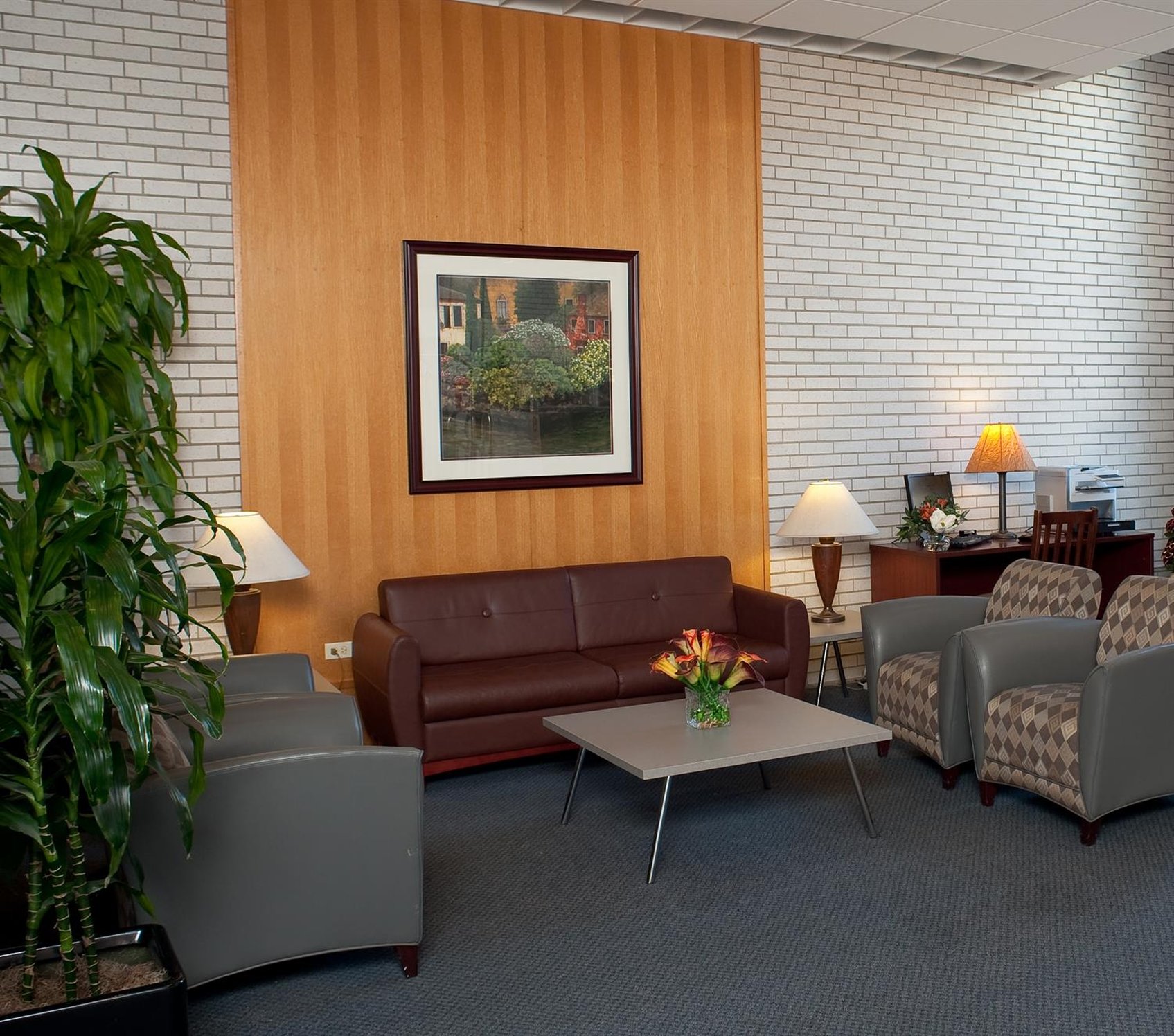 The Midtown Hotel by null