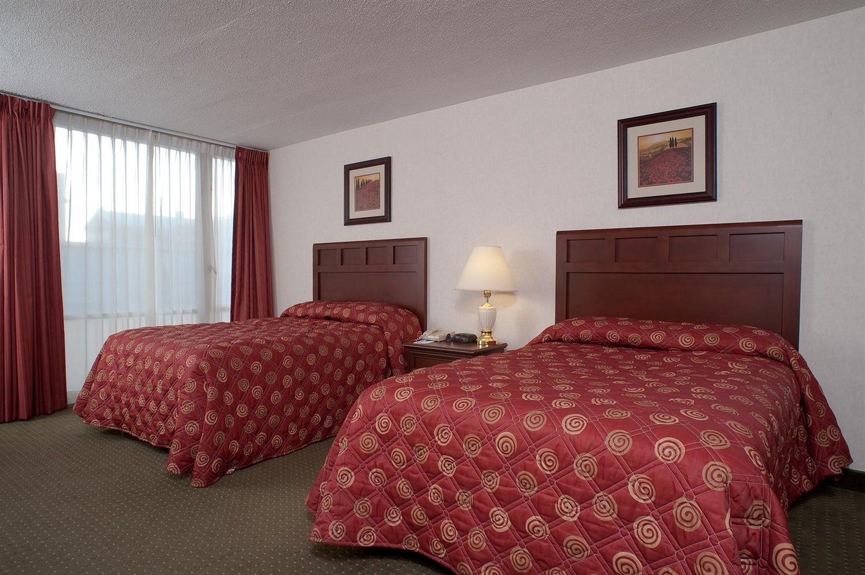 The Midtown Hotel by null
