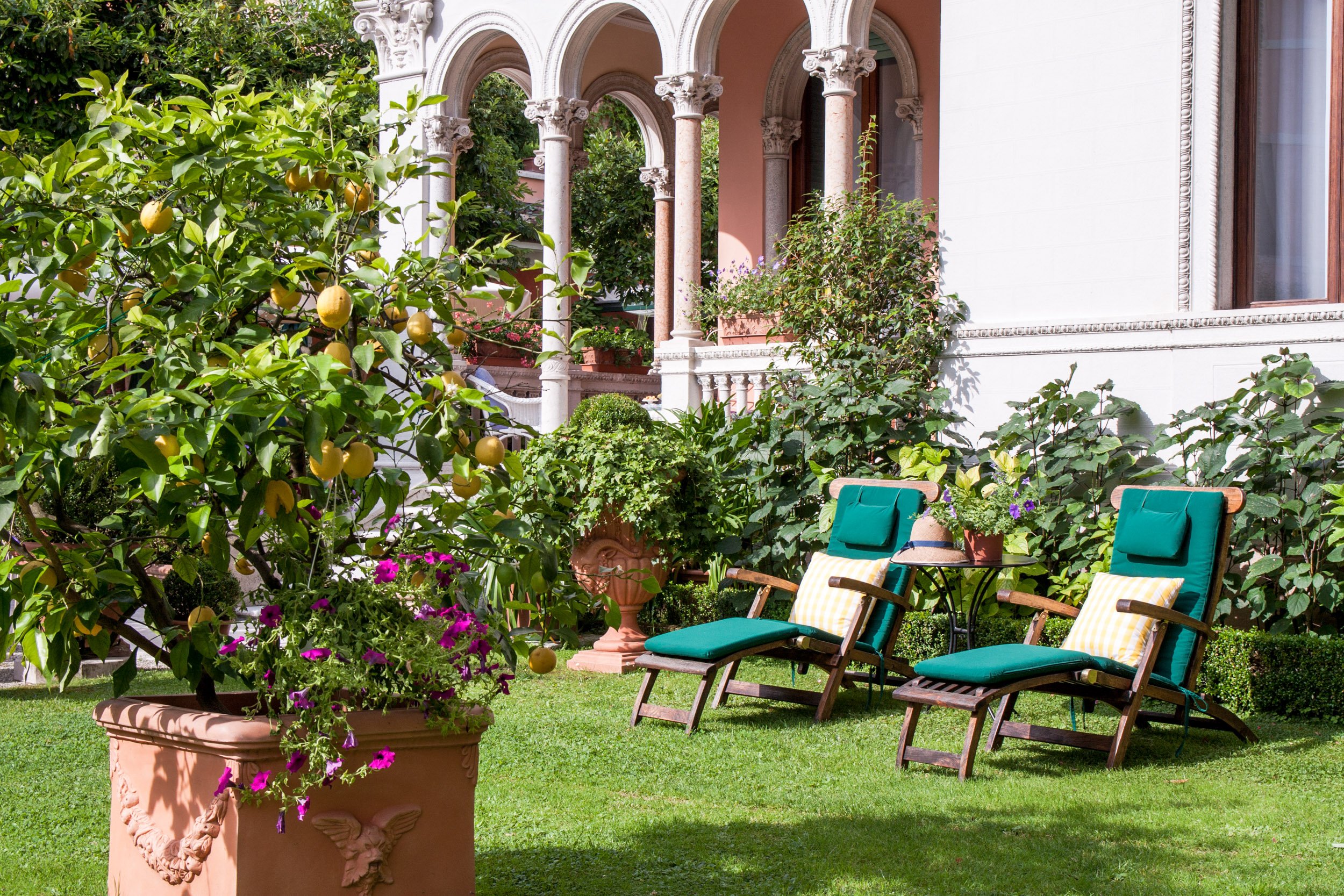 Hotel Villa Abbazia Relais & Chateaux by null