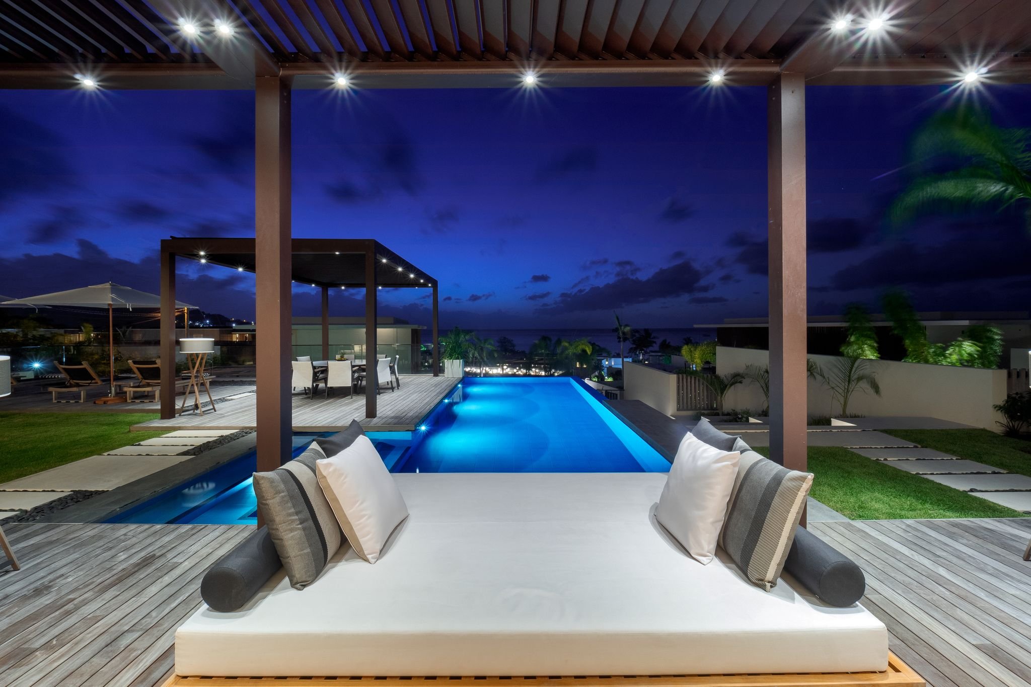 Silversands Grenada by null