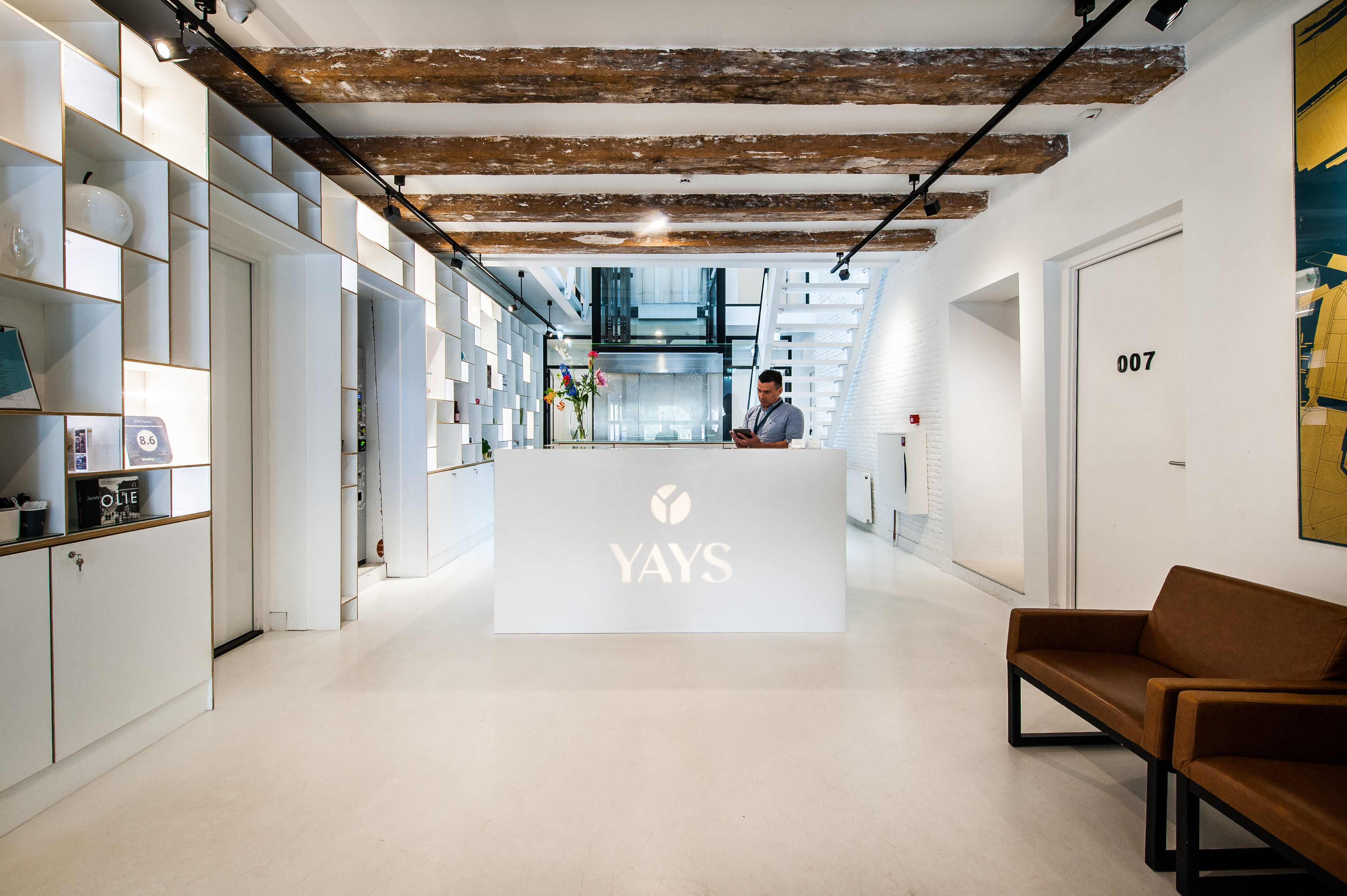 YAYS Amsterdam Salthouse Canal by Numa by null