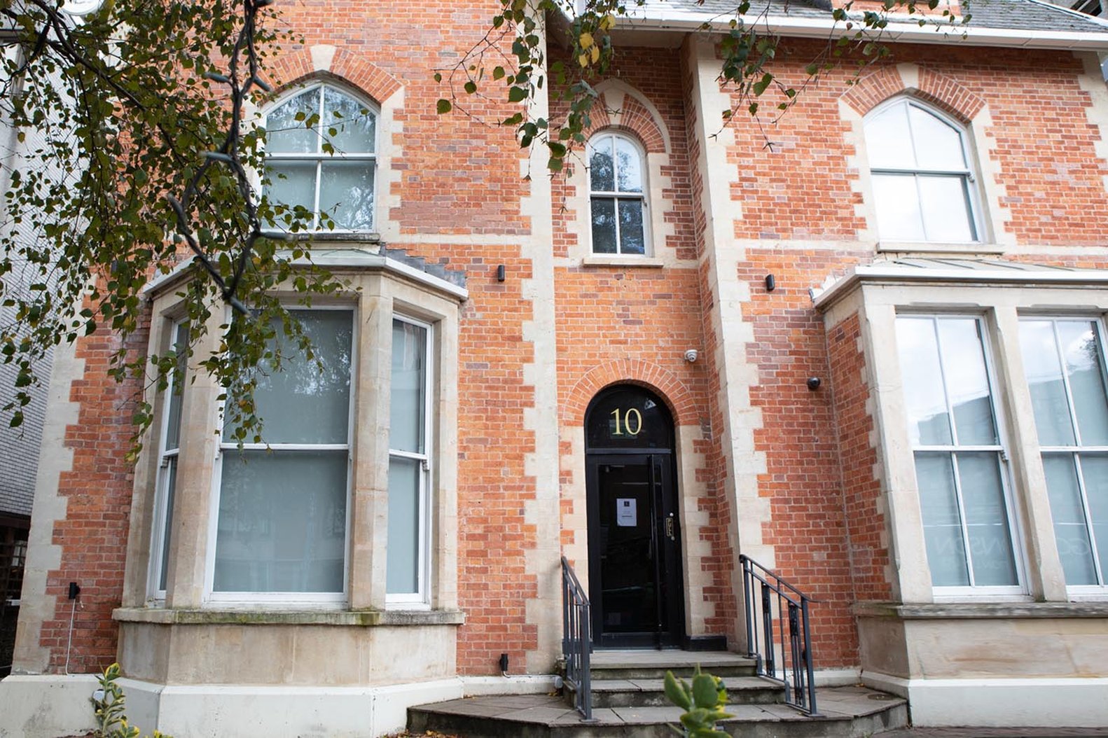 The Spires Serviced Apartments Cardiff — Cardiff