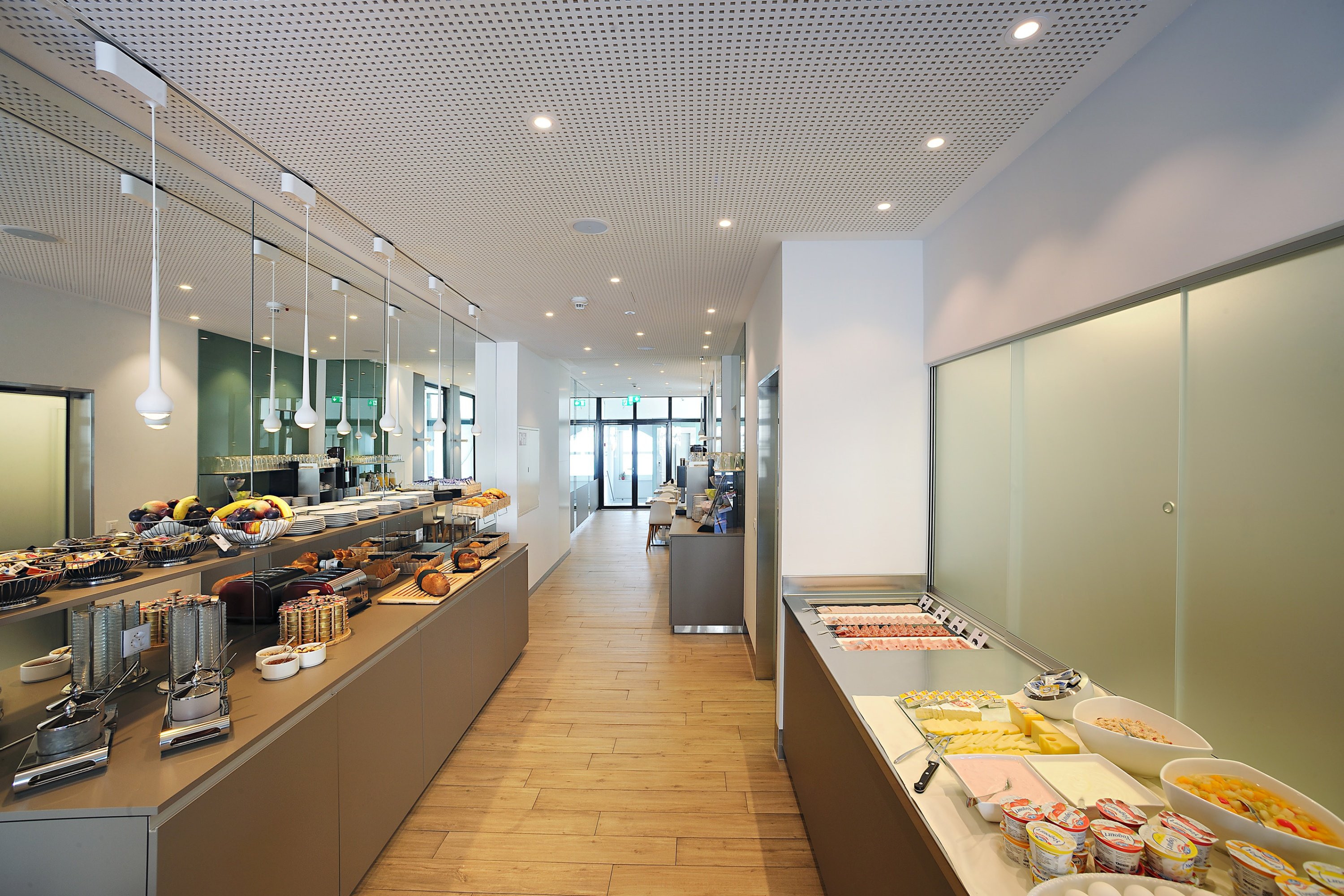 Hotel City am Bahnhof fassbindhotels.ch by null