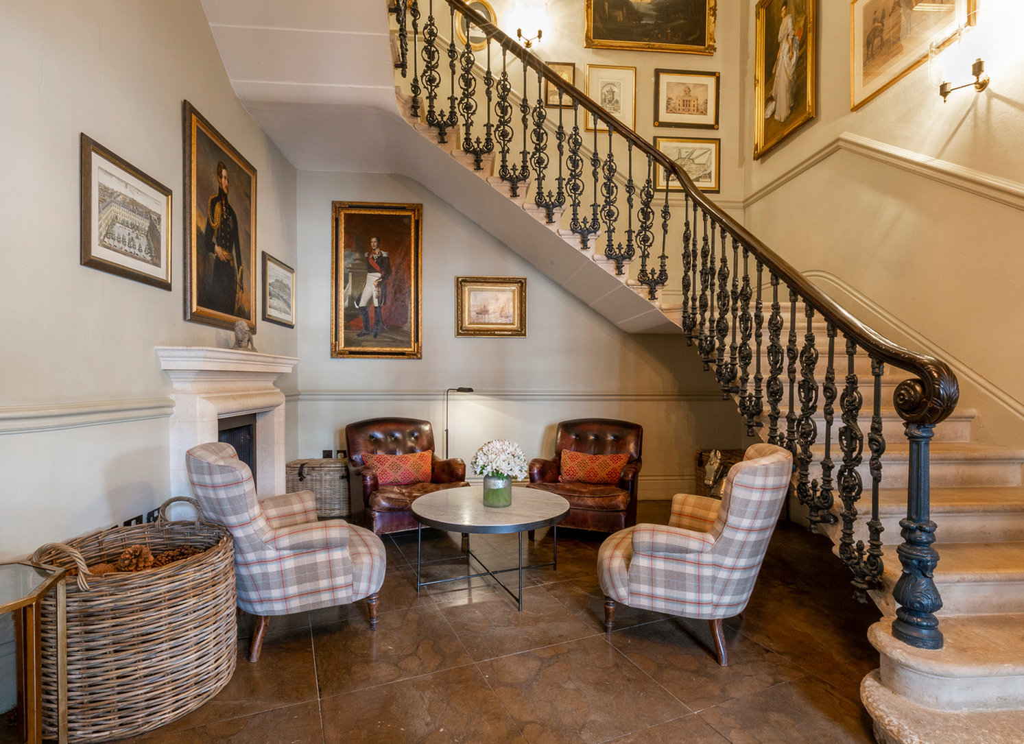 The Kensington Hotel by null