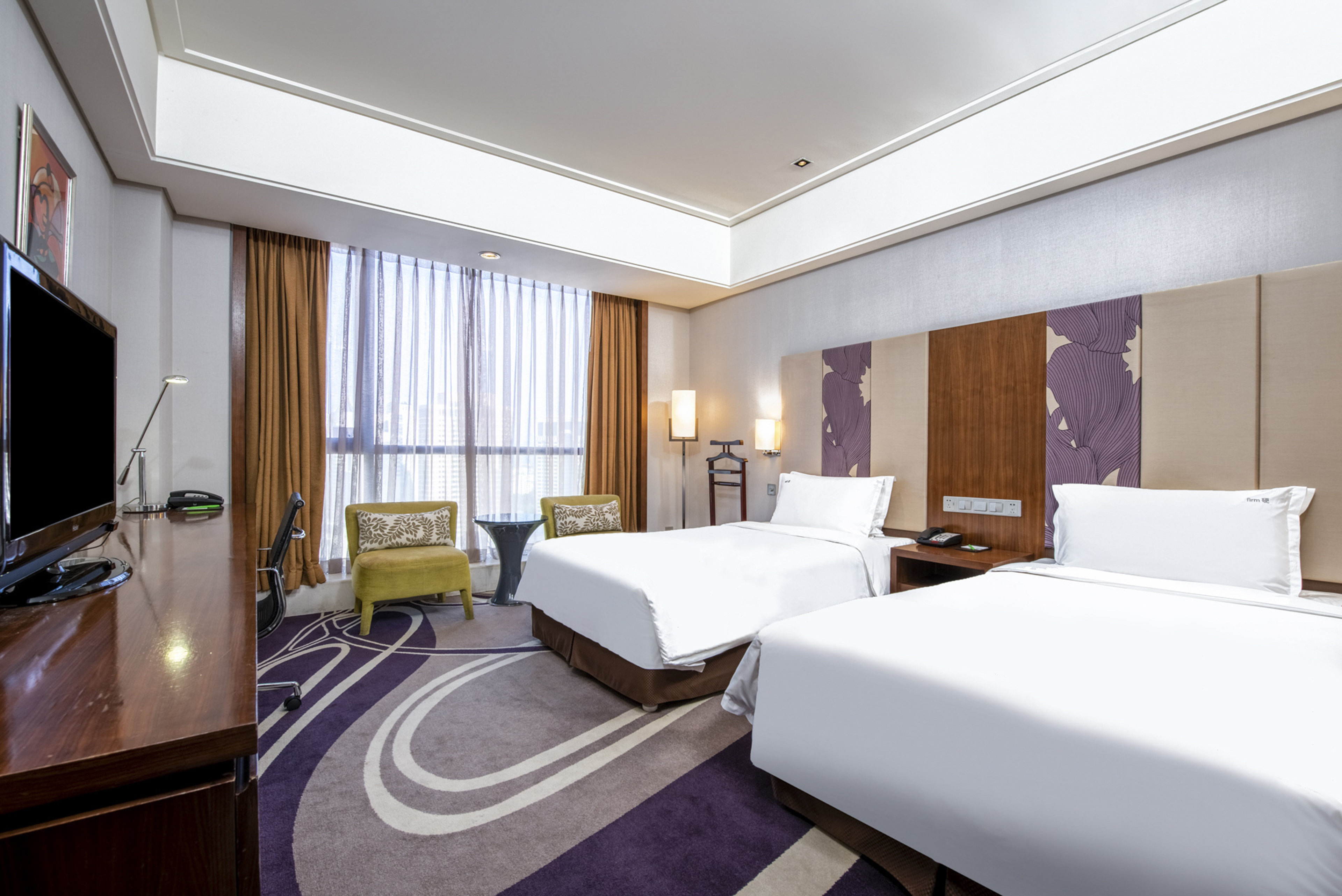 Holiday Inn Qingdao City Centre photo 2
