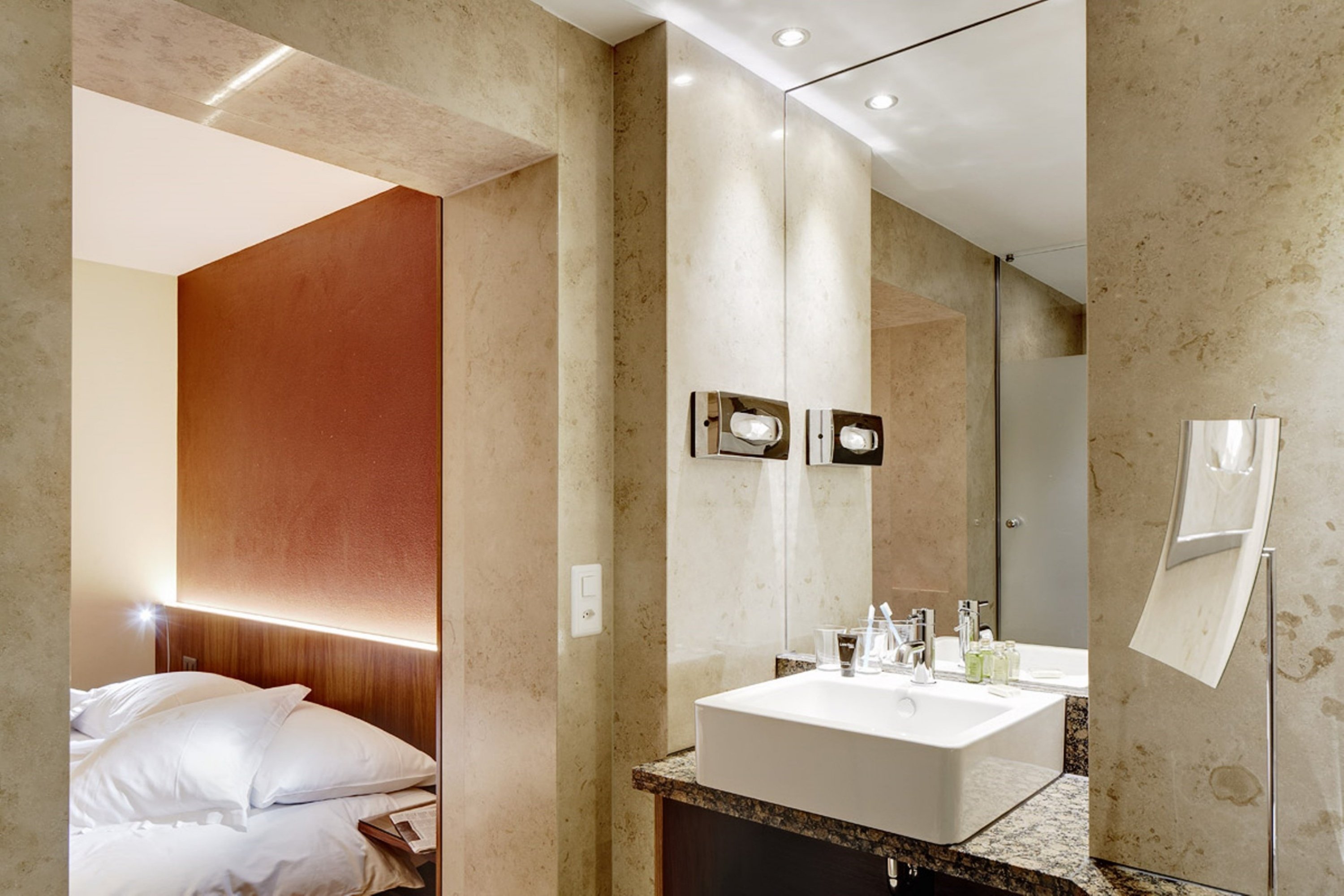 Hotel du Commerce by null
