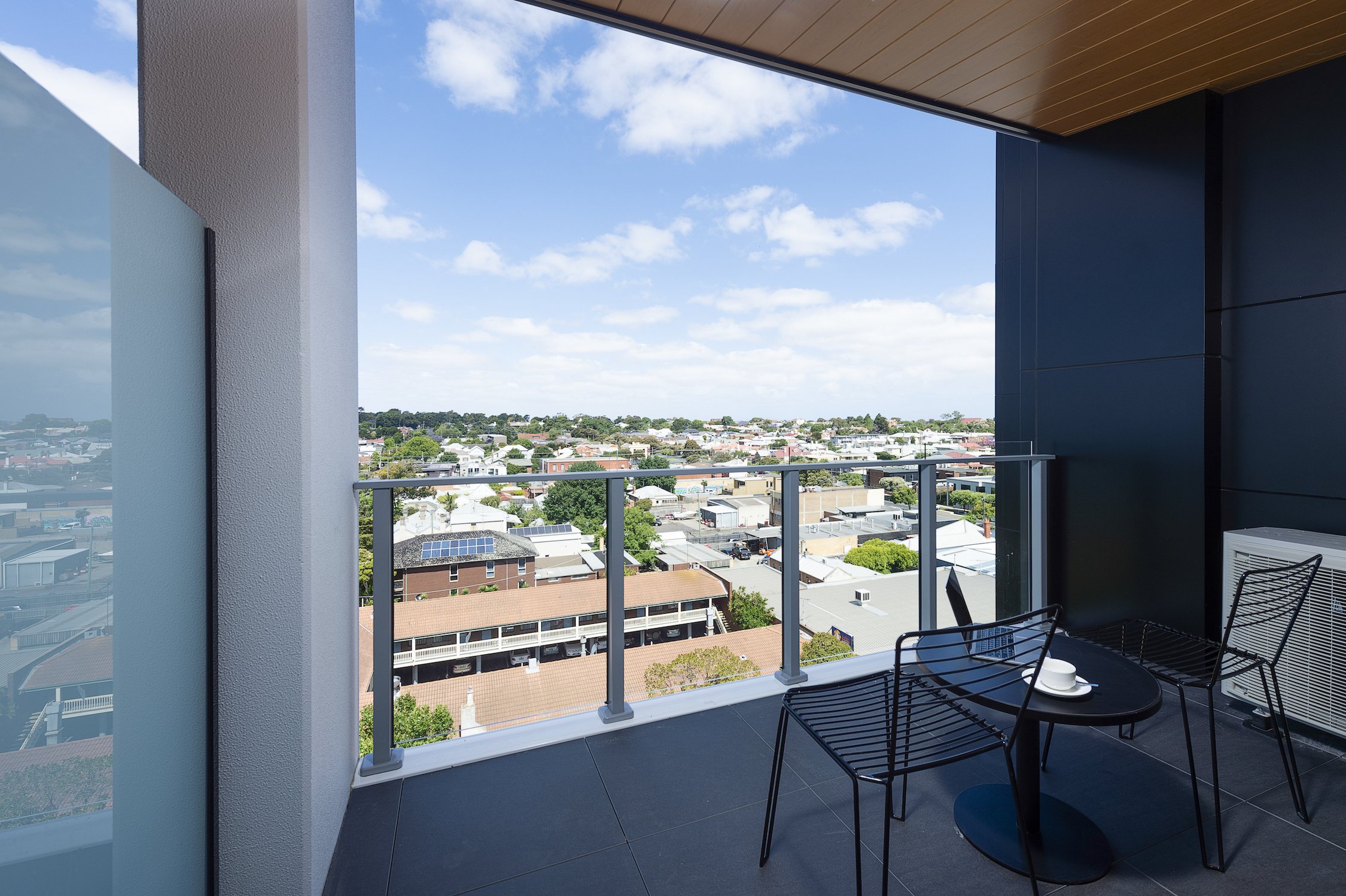 R Hotel Geelong - Serviced Apartment Hotel image