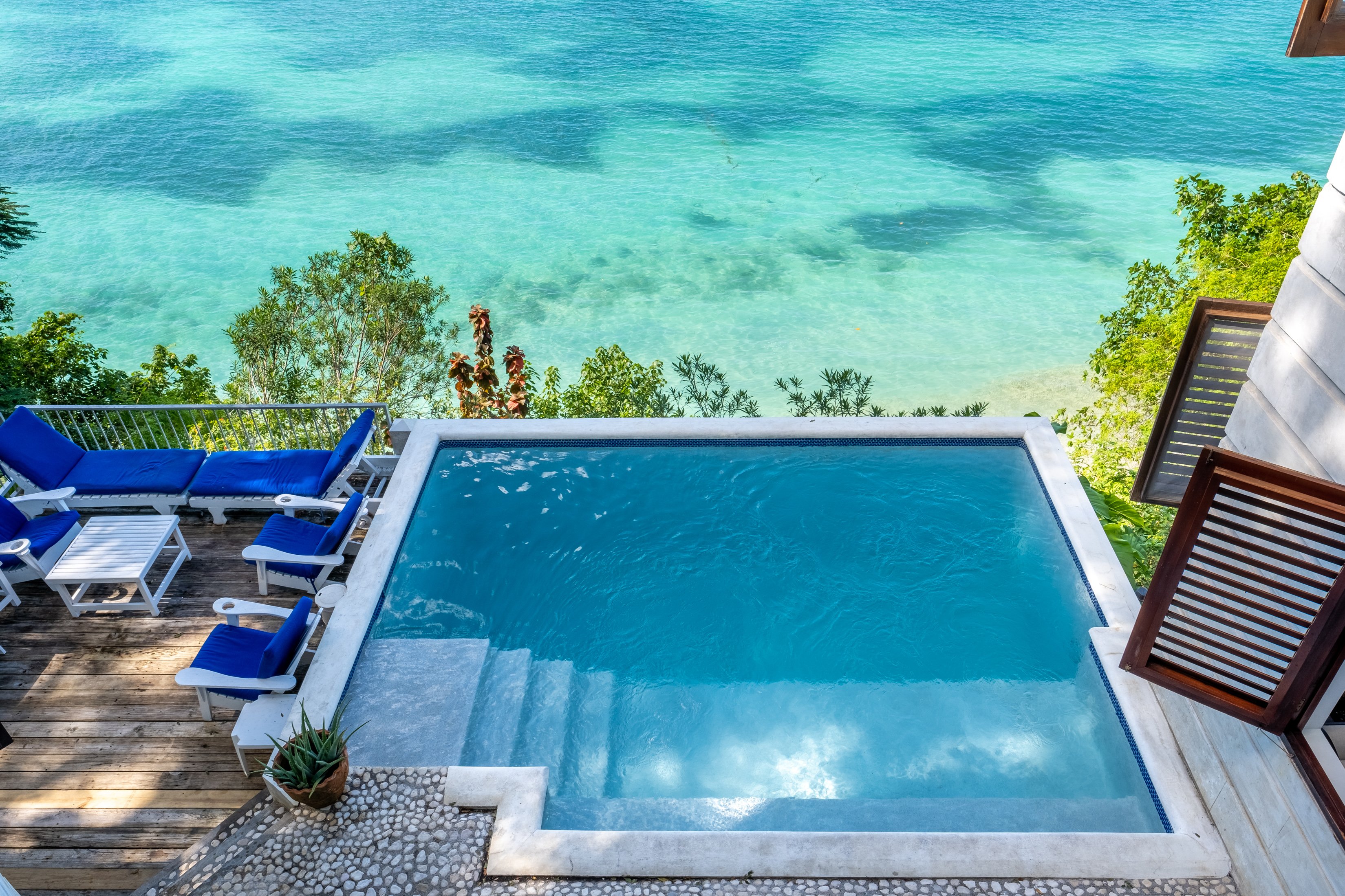 Bluefields Bay Villas & Suites by null