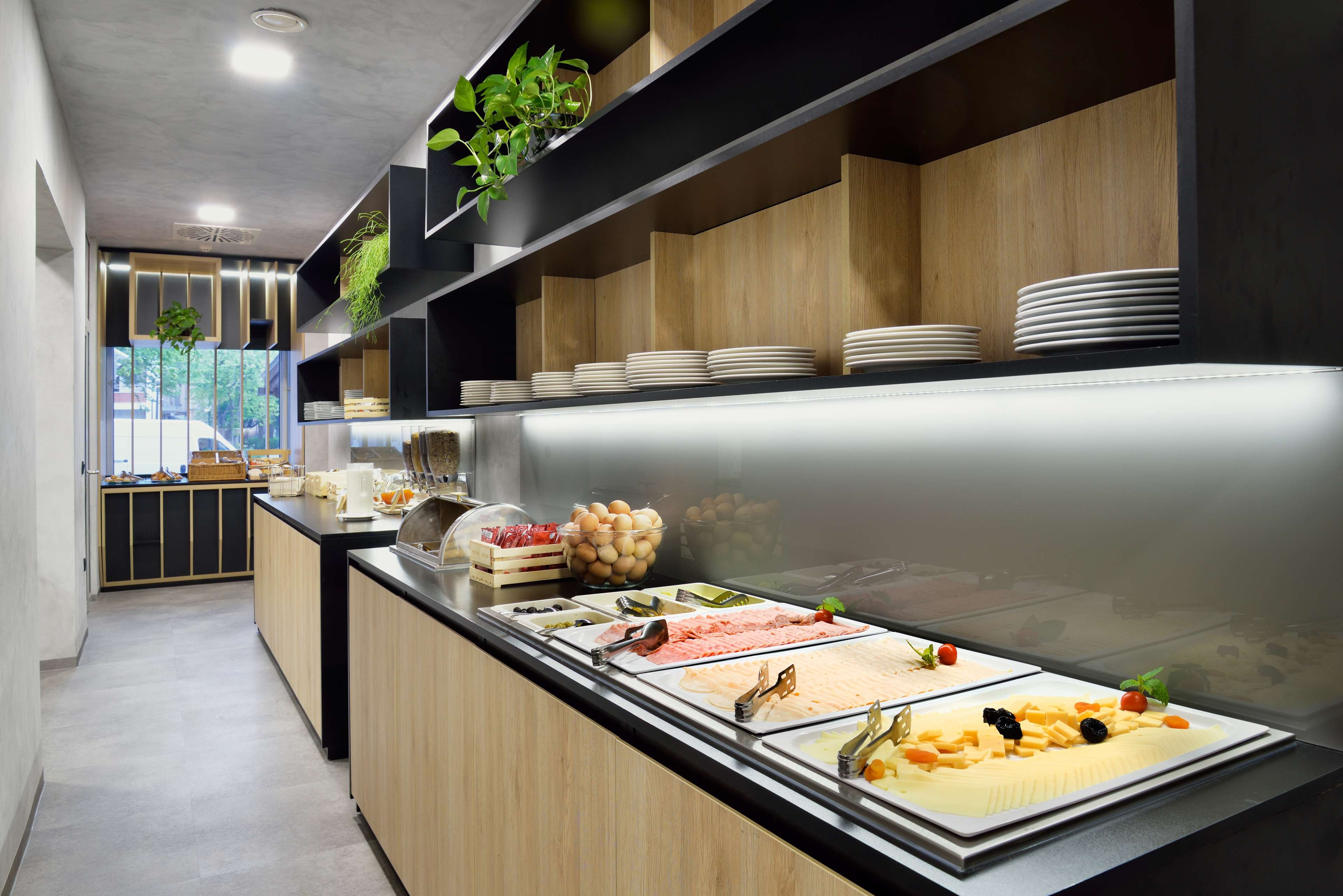 B&B Hotel Ljubljana Park by null